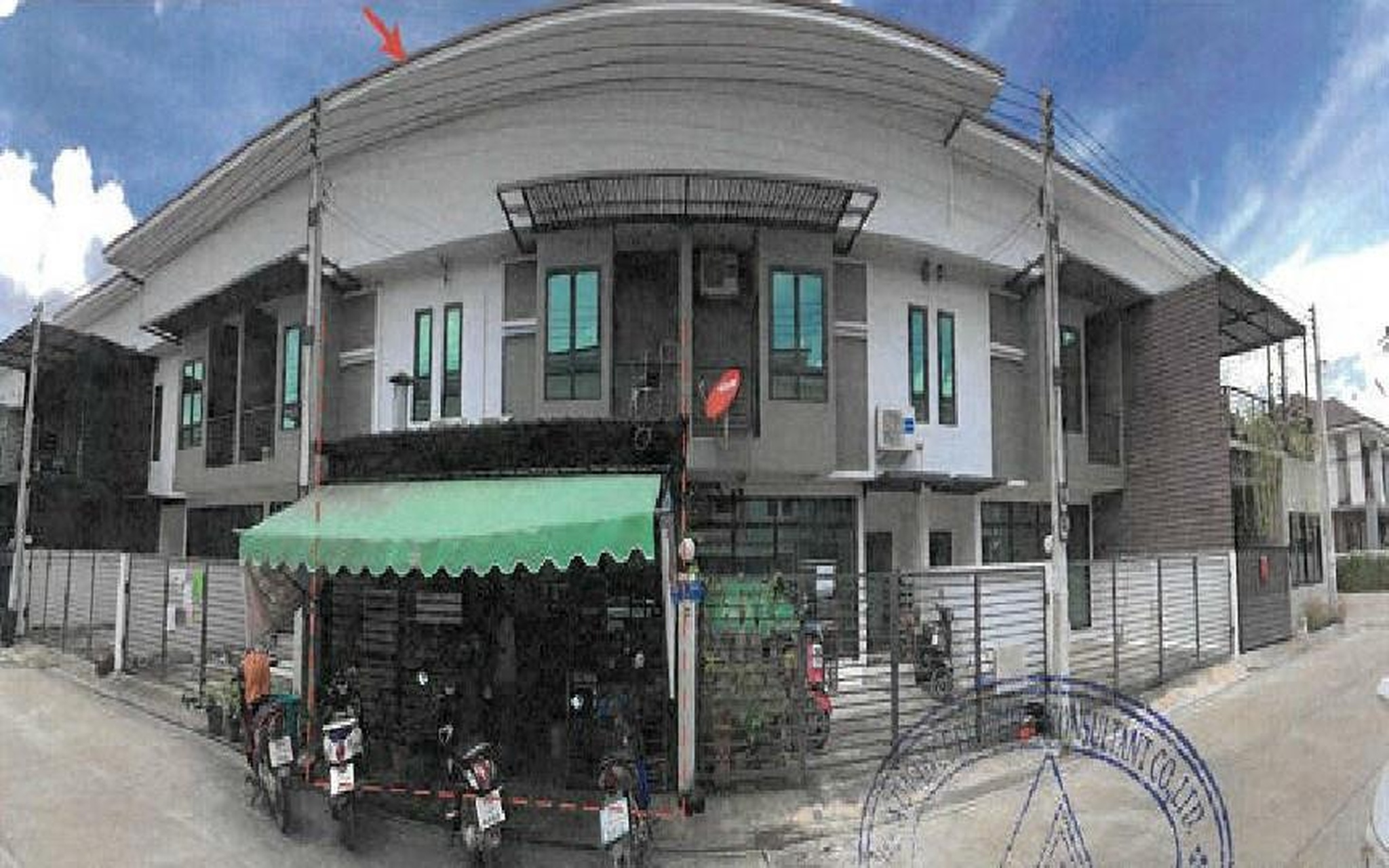 ทรัพย์สถาบันโดย GHB ทาวน์เฮาส์ ดีพร้อม วิว (Baan Chan Rimnam)
