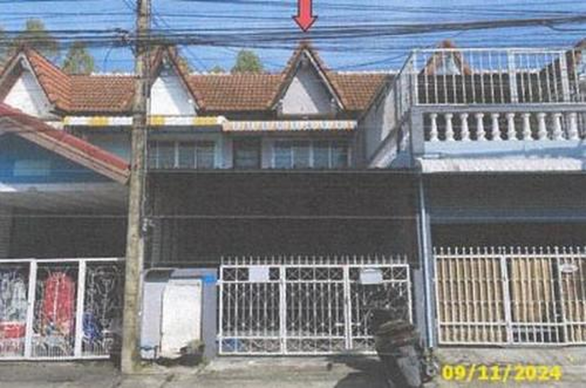 ทรัพย์สถาบันโดย GHB ทาวน์เฮาส์ ชาวฟ้า