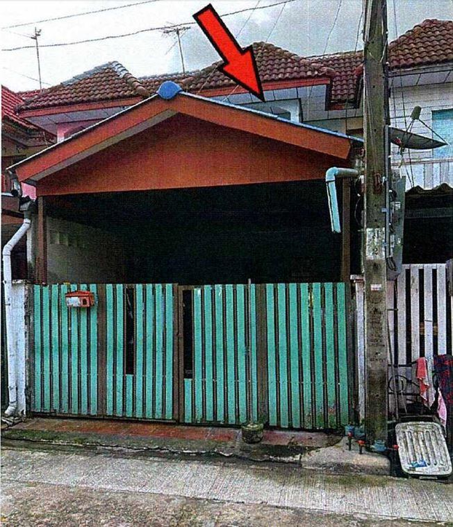 ทรัพย์สถาบันโดย GHB ทาวน์เฮาส์ กุลนิตย์