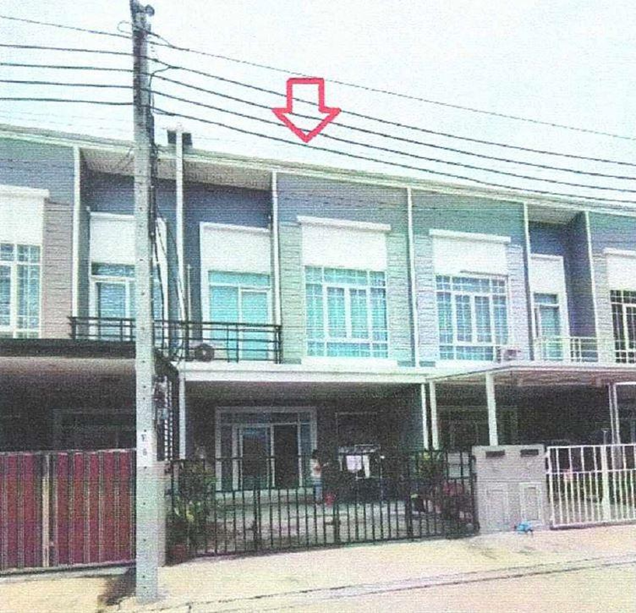 ทรัพย์สถาบันโดย GHB ทาวน์เฮาส์ กัสโต้เพชรเกษม 69