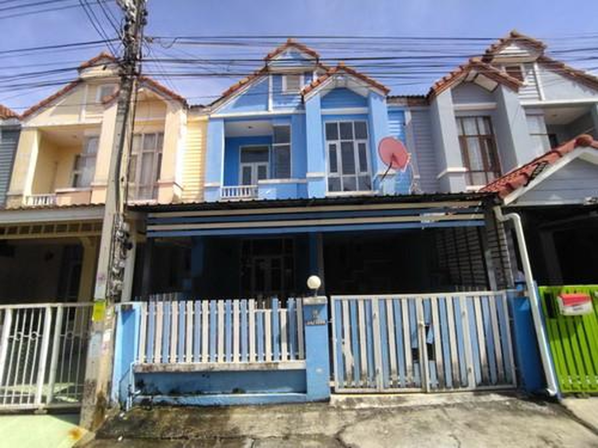 ทรัพย์สถาบันโดย GHB ทาวน์เฮาส์ บ้านวรารักษ์ รังสิต-คลองสาม (Baan Wararak Rangsit-Klong Sam)