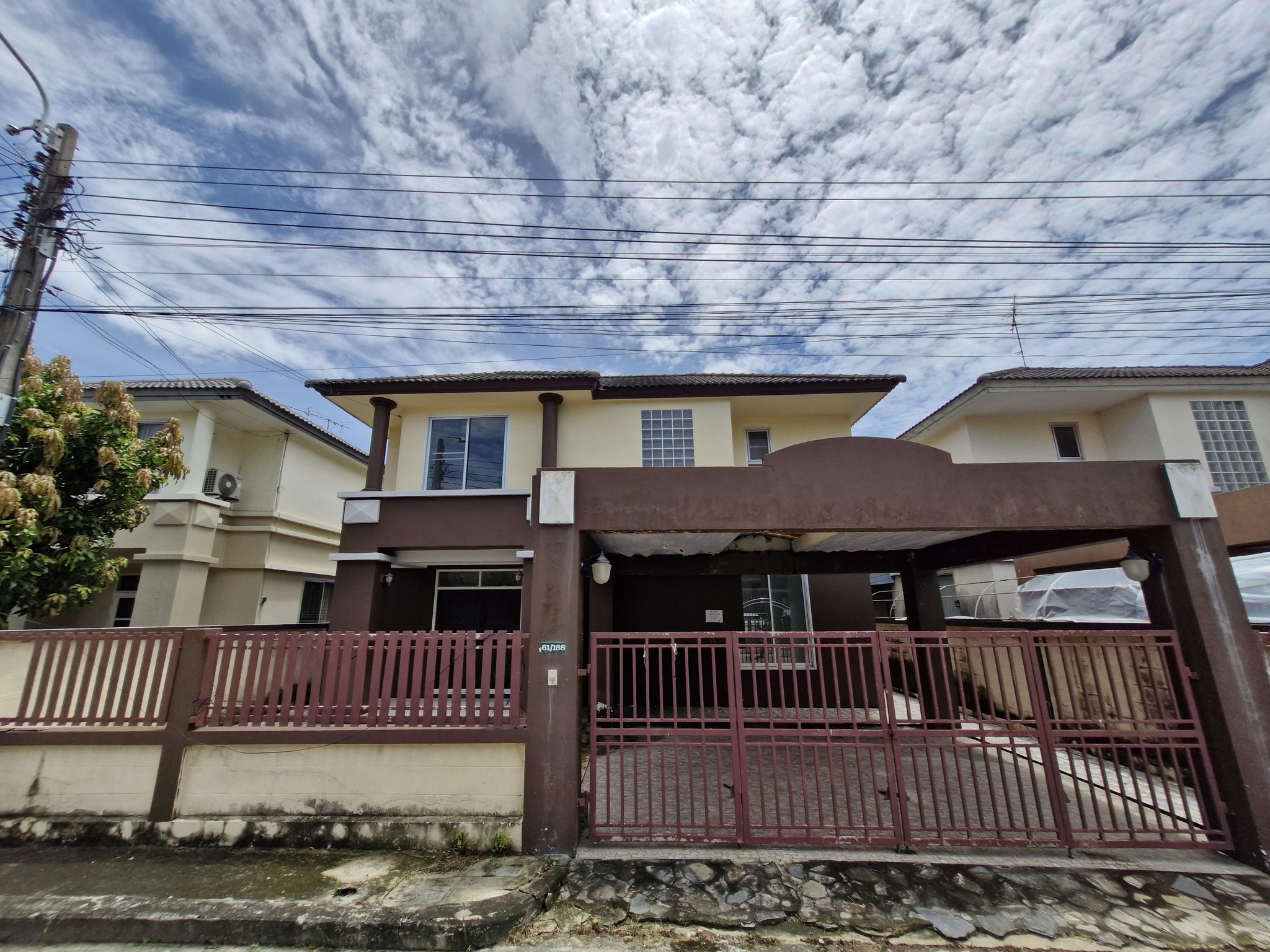 ทรัพย์สถาบันโดย GHB บ้านเดี่ยว รอยัลปาร์ควิลล์