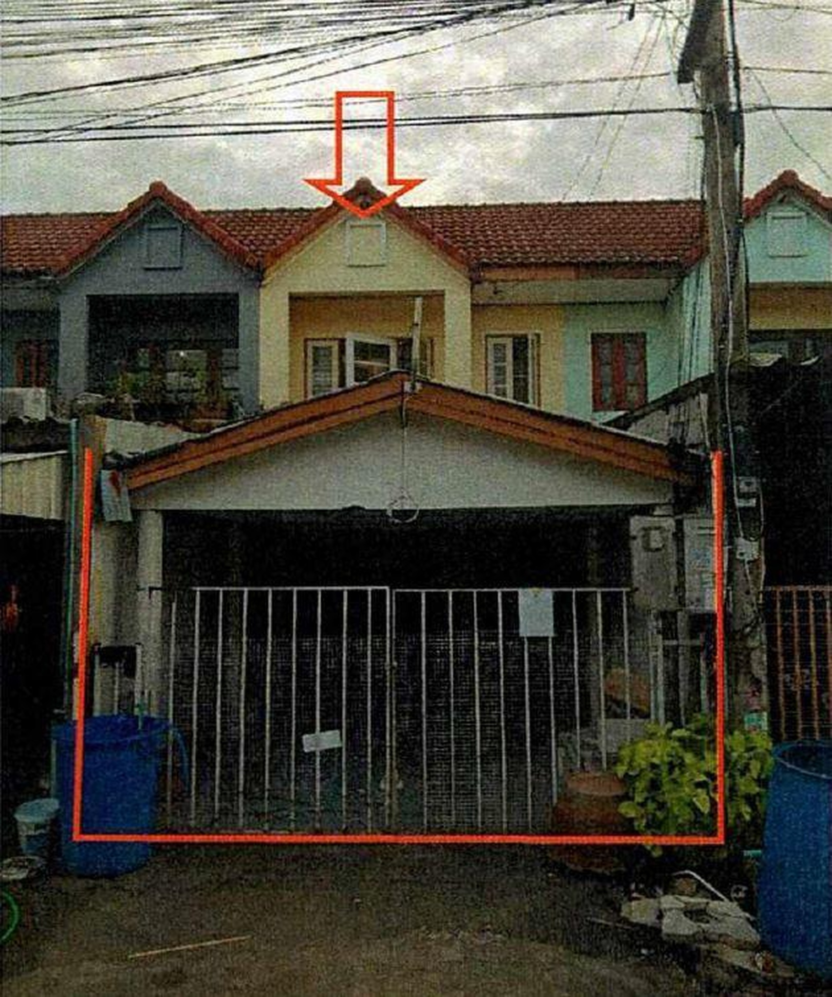 ทรัพย์สถาบันโดย GHB ทาวน์เฮาส์ ธารารินทร์