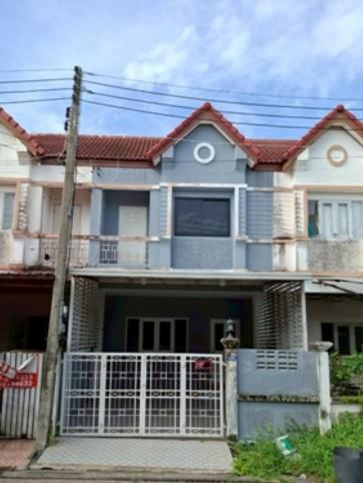 ทรัพย์สถาบันโดย GHB ทาวน์เฮาส์ แพรมาพรลำลูกกาคลอง 7
