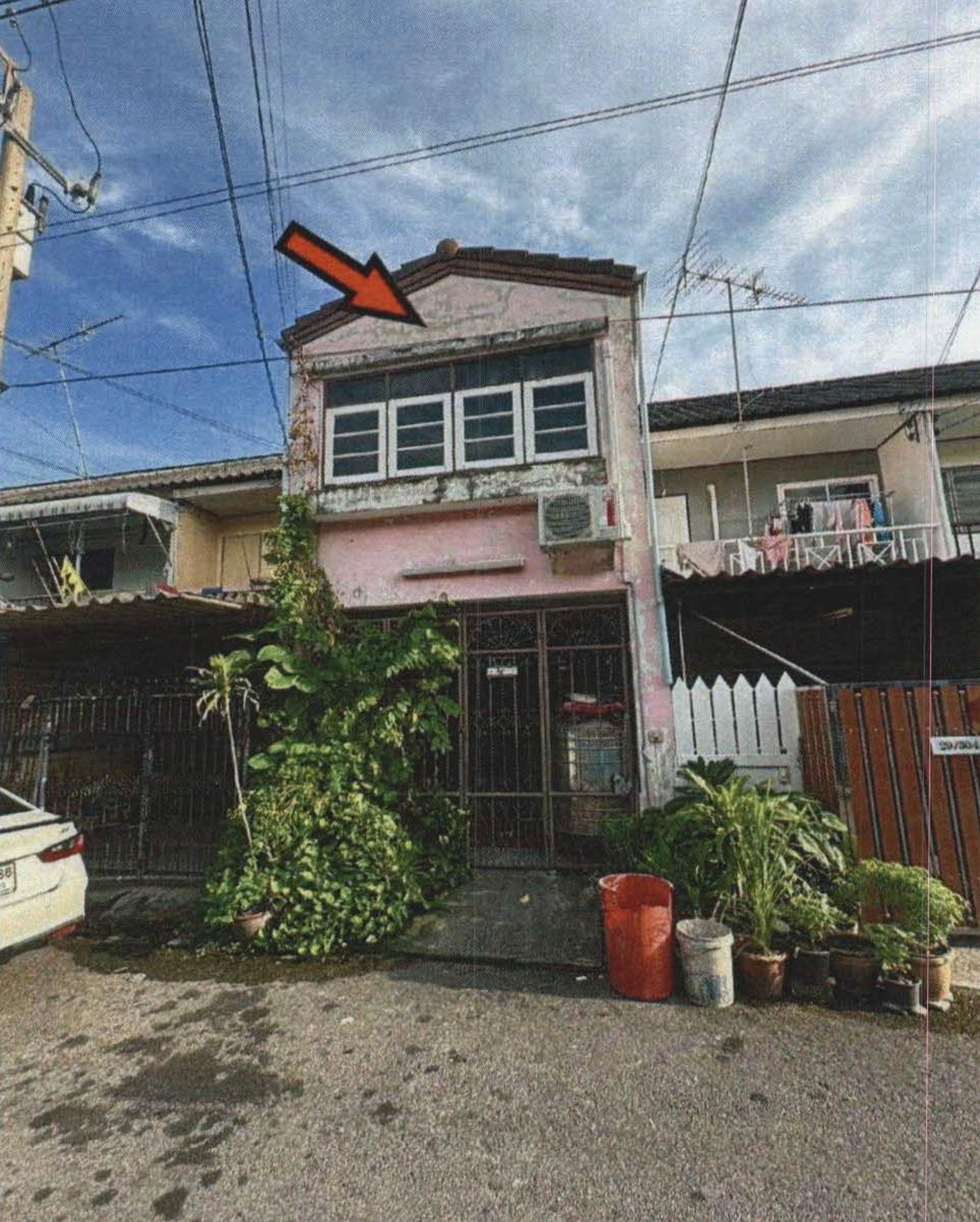 ทรัพย์สถาบันโดย GHB ทาวน์เฮาส์ใกล้ PK23 คู้บอน บก.ทหารสูงสุด