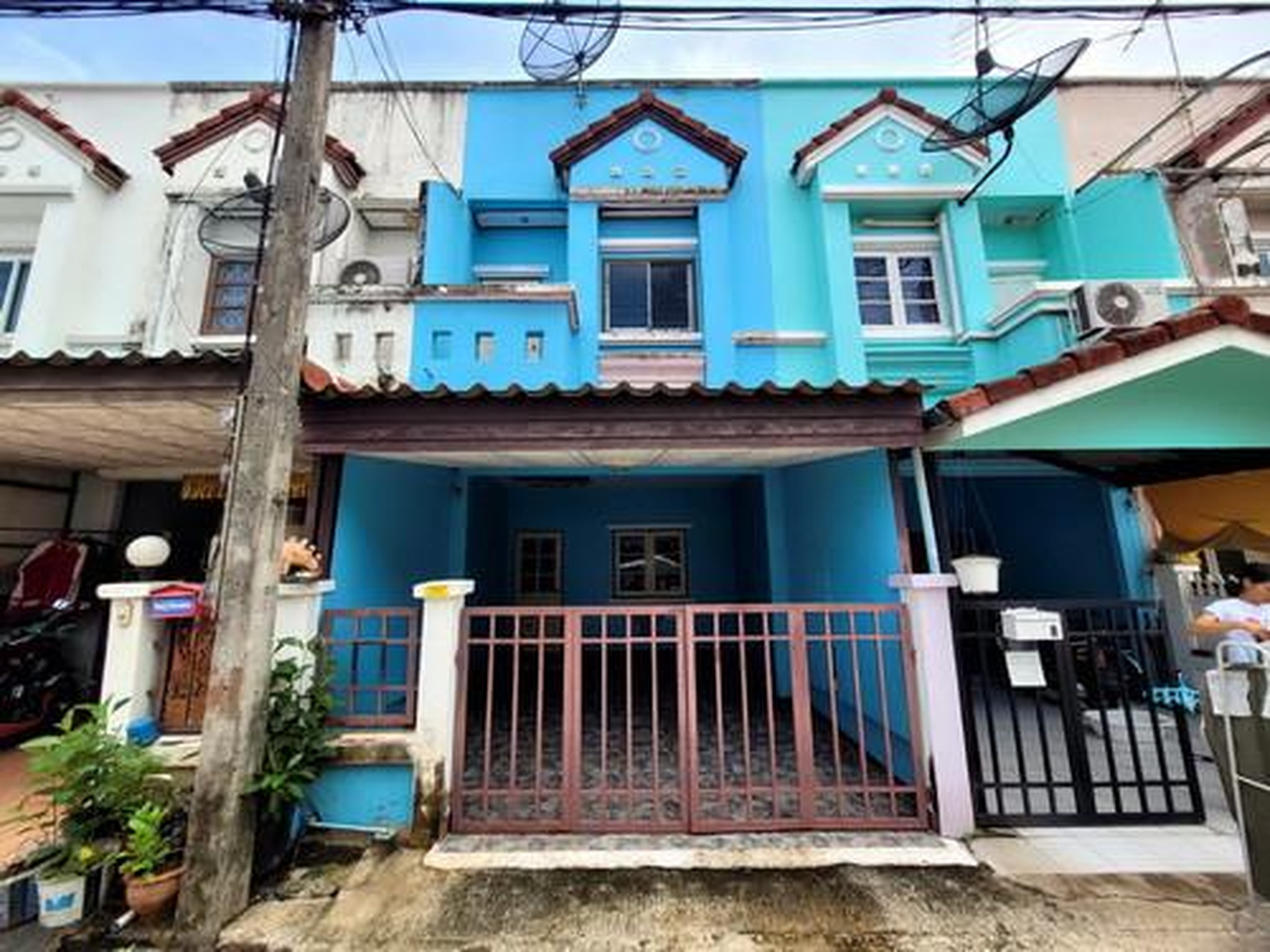 ทรัพย์สถาบันโดย GHB ทาวน์เฮาส์ บ้านฟ้ารังสิต คลอง 4 (Baan Fah Rangsit Klong 4)