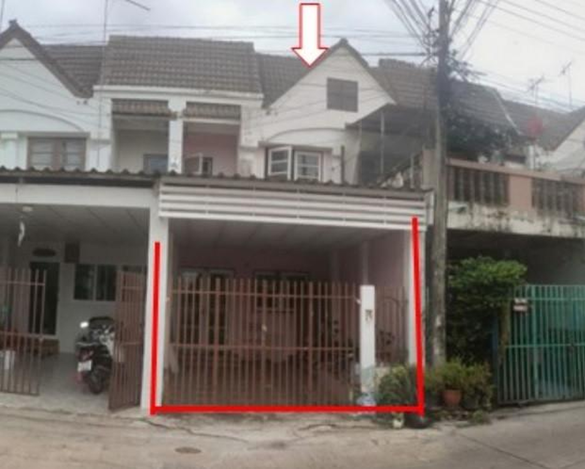 ทรัพย์สถาบันโดย GHB ทาวน์เฮาส์ ม เปรมฤทัยเลคพาร์ค