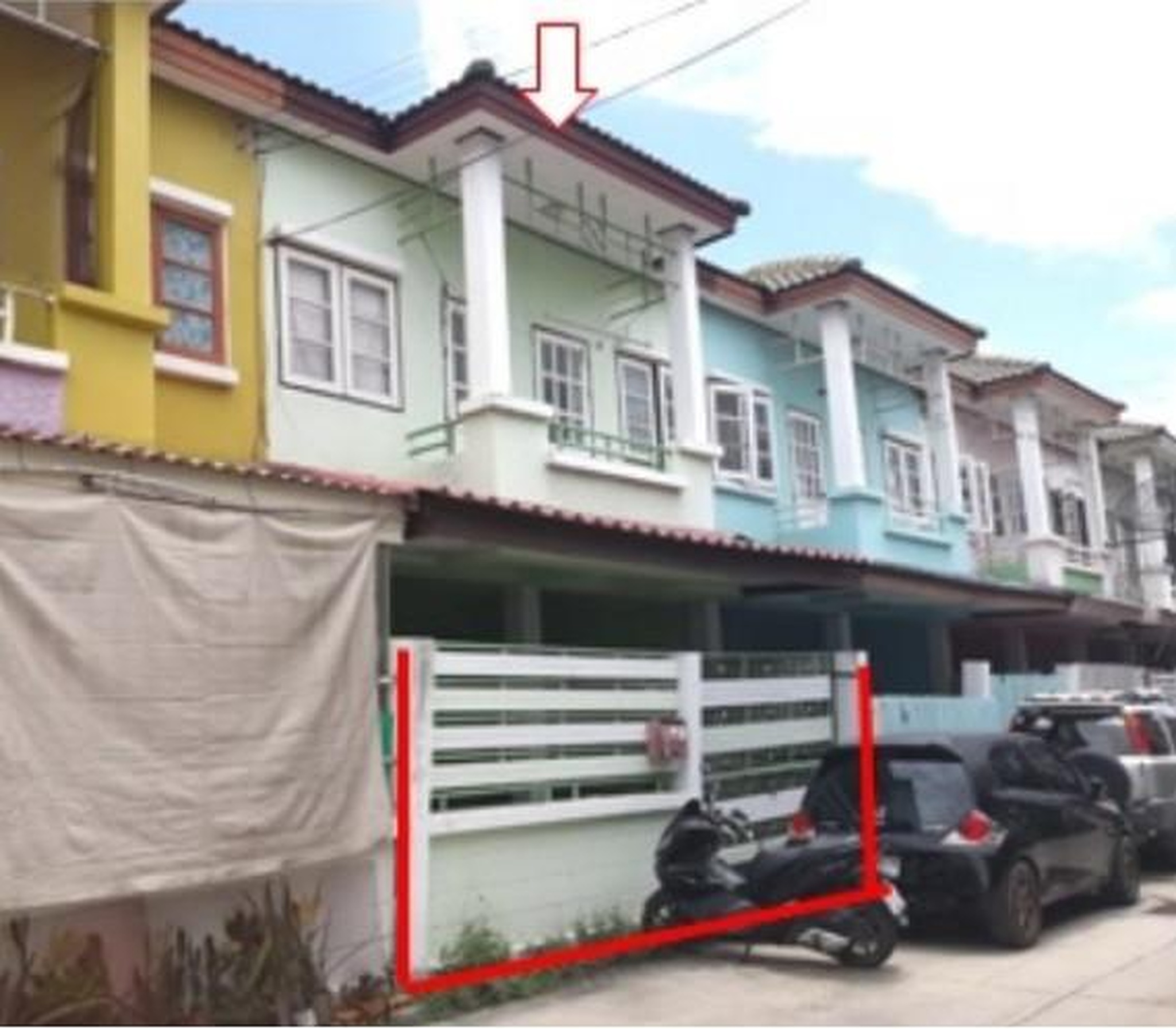 ทรัพย์สถาบันโดย GHB ทาวน์เฮาส์ โรจนะคันทรี่โฮม