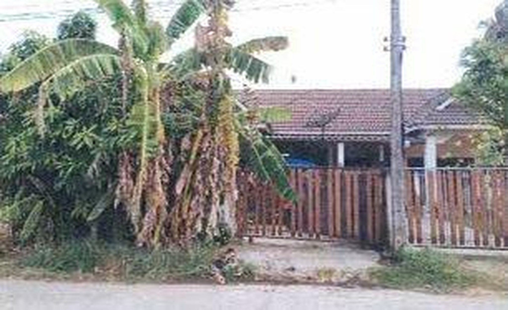 ทรัพย์สถาบันโดย GHB ทาวน์เฮาส์ บ้านดอนรัก