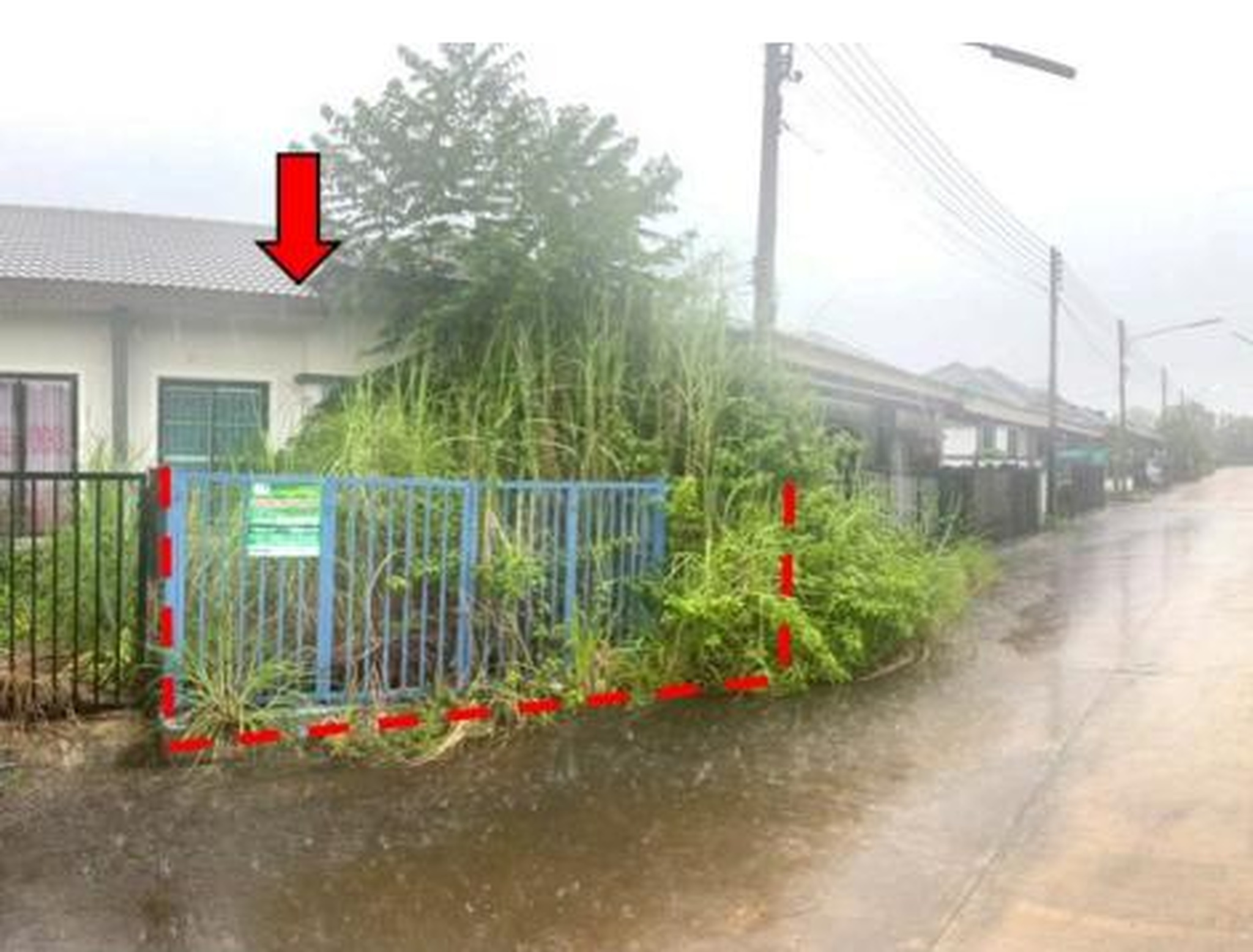 ทรัพย์สถาบันโดย GHB ทาวน์เฮาส์ ลนารมย์ 304