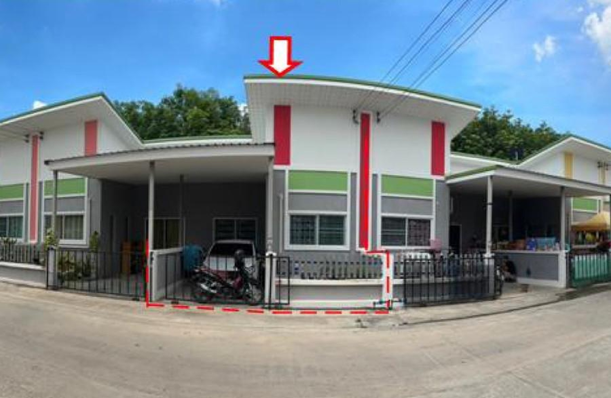 ทรัพย์สถาบันโดย GHB ทาวน์เฮาส์ ร่มเย็น 3