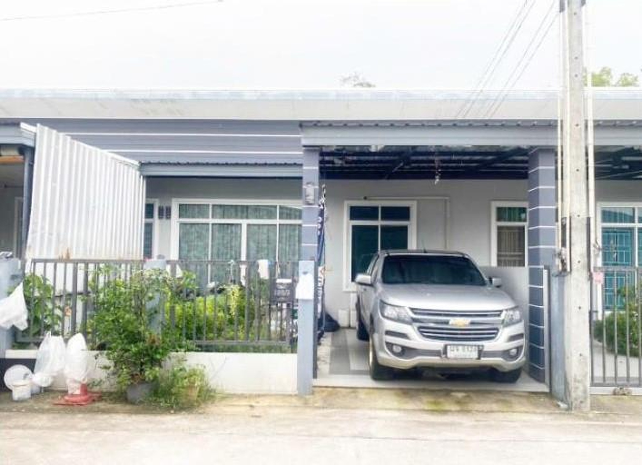 ทรัพย์สถาบันโดย GHB ทาวน์เฮาส์ จิรภาโฮม (Jirapha Home Green Ville)