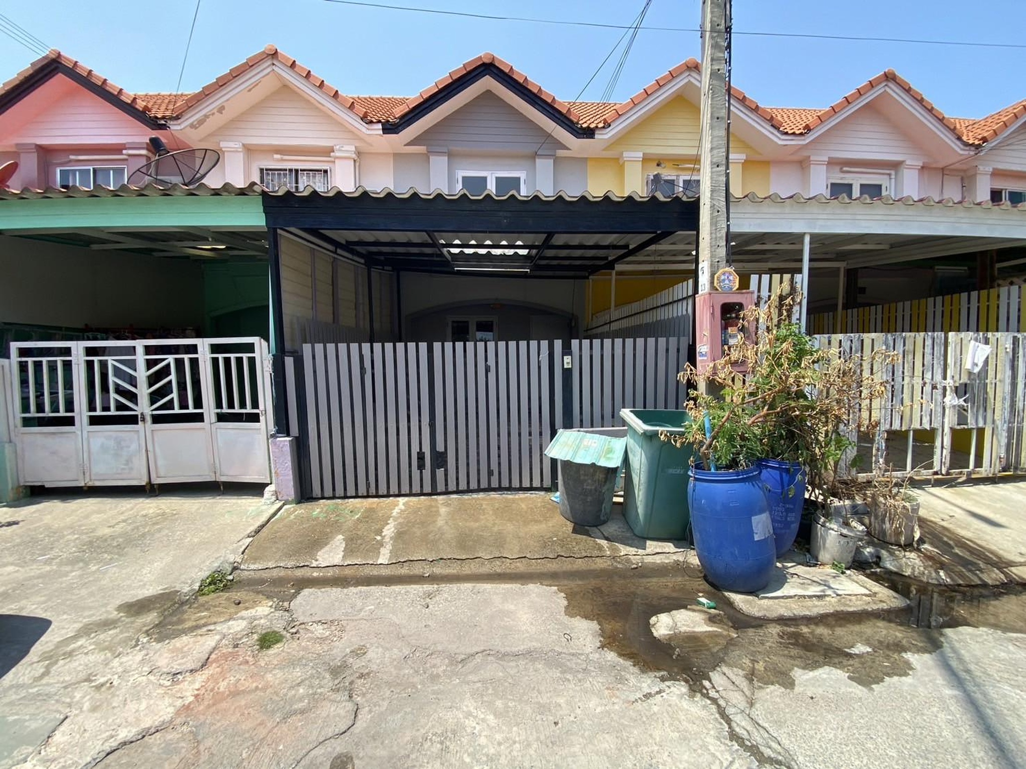 ทรัพย์สถาบันโดย GHB ทาวน์เฮาส์ บ้านพฤกษา 34 (บ้านพนาลี) ประชาอุทิศ 90 (Baan Pruksa 34 (Baan Panalee) Prachauthit 90)