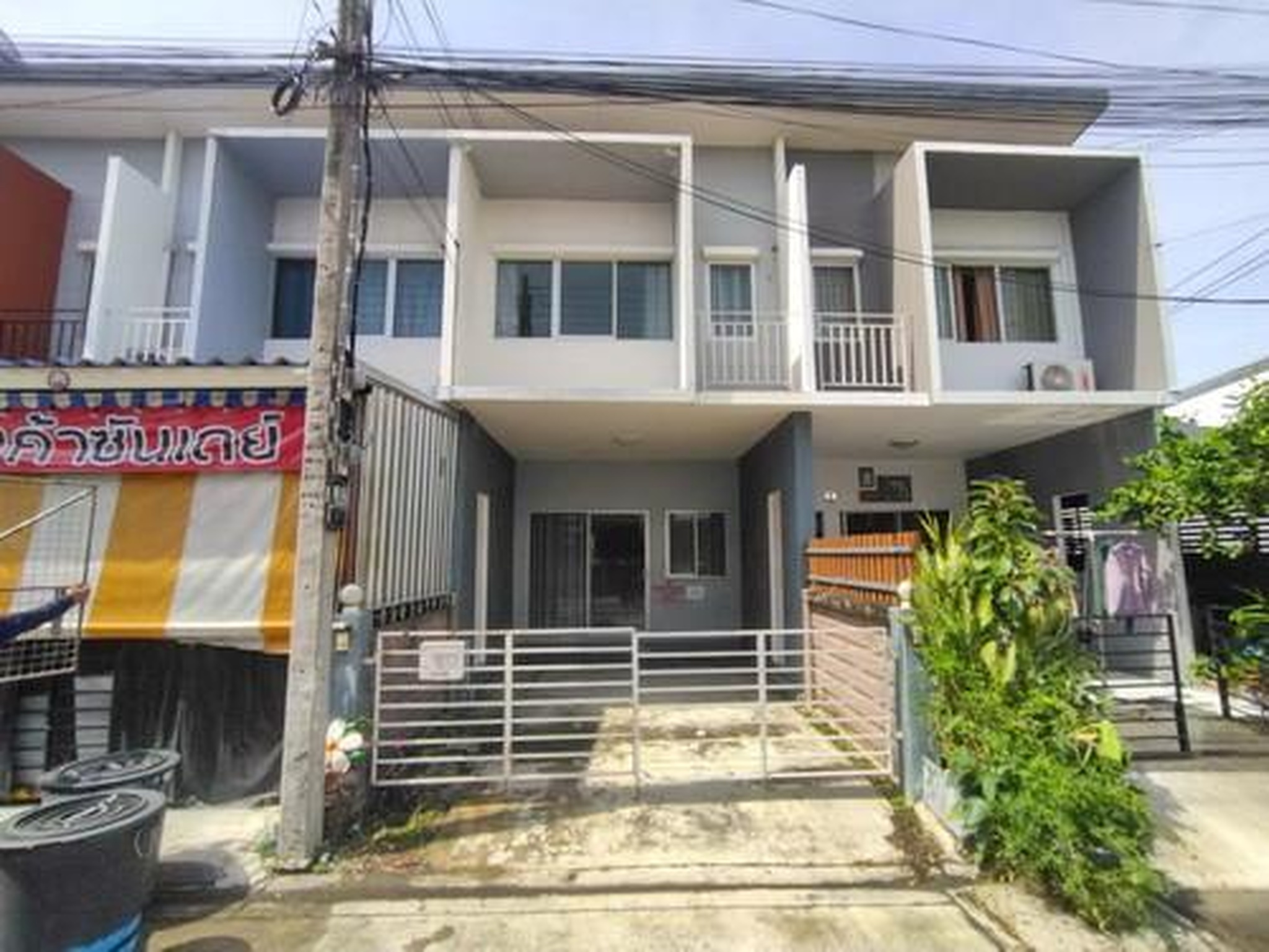ทรัพย์สถาบันโดย GHB ทาวน์เฮาส์ วี วิลเลจ 2 (V-Village 2)