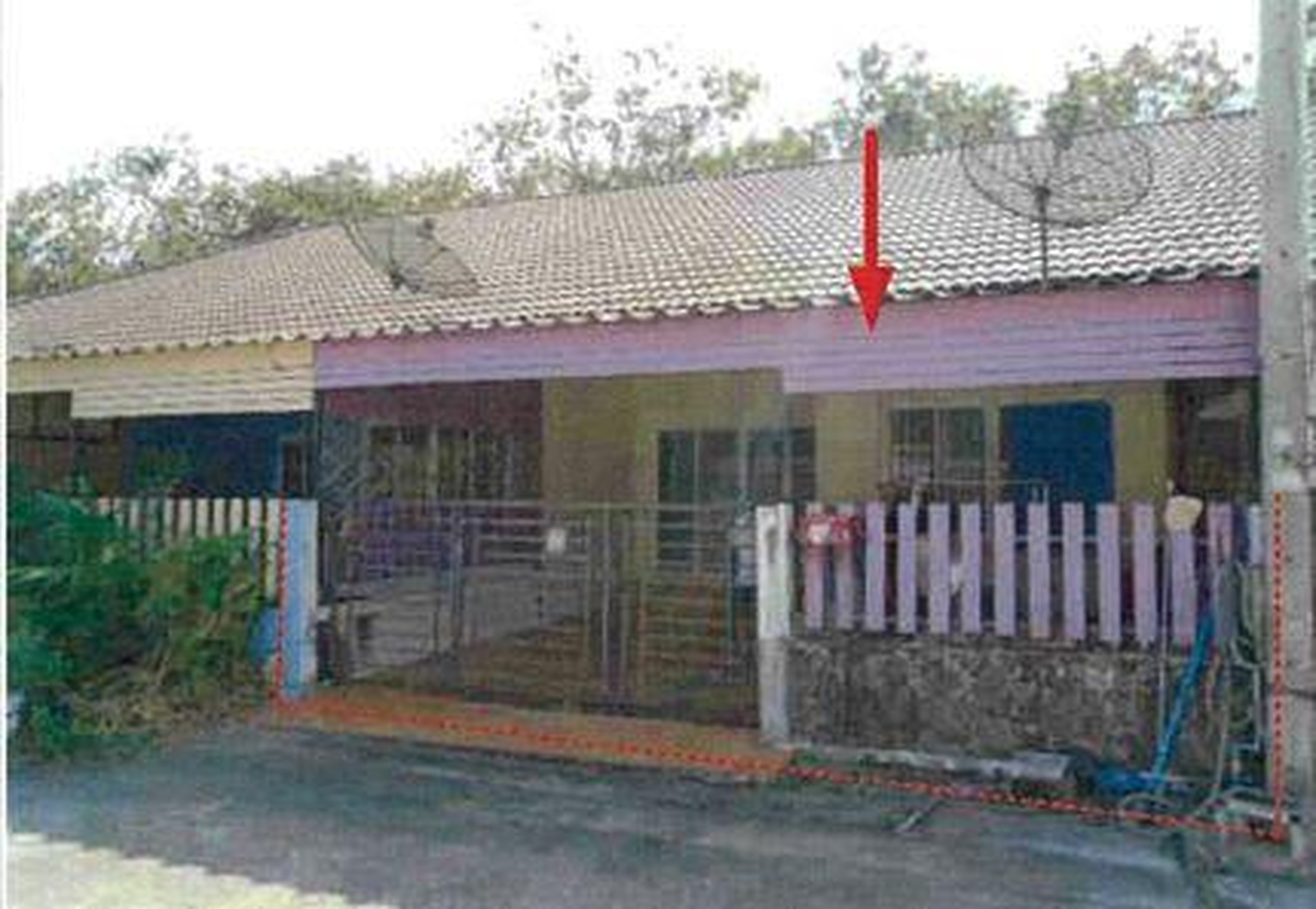 ทรัพย์สถาบันโดย GHB ทาวน์เฮาส์ 9999 วิลเลจ (9999 Village)