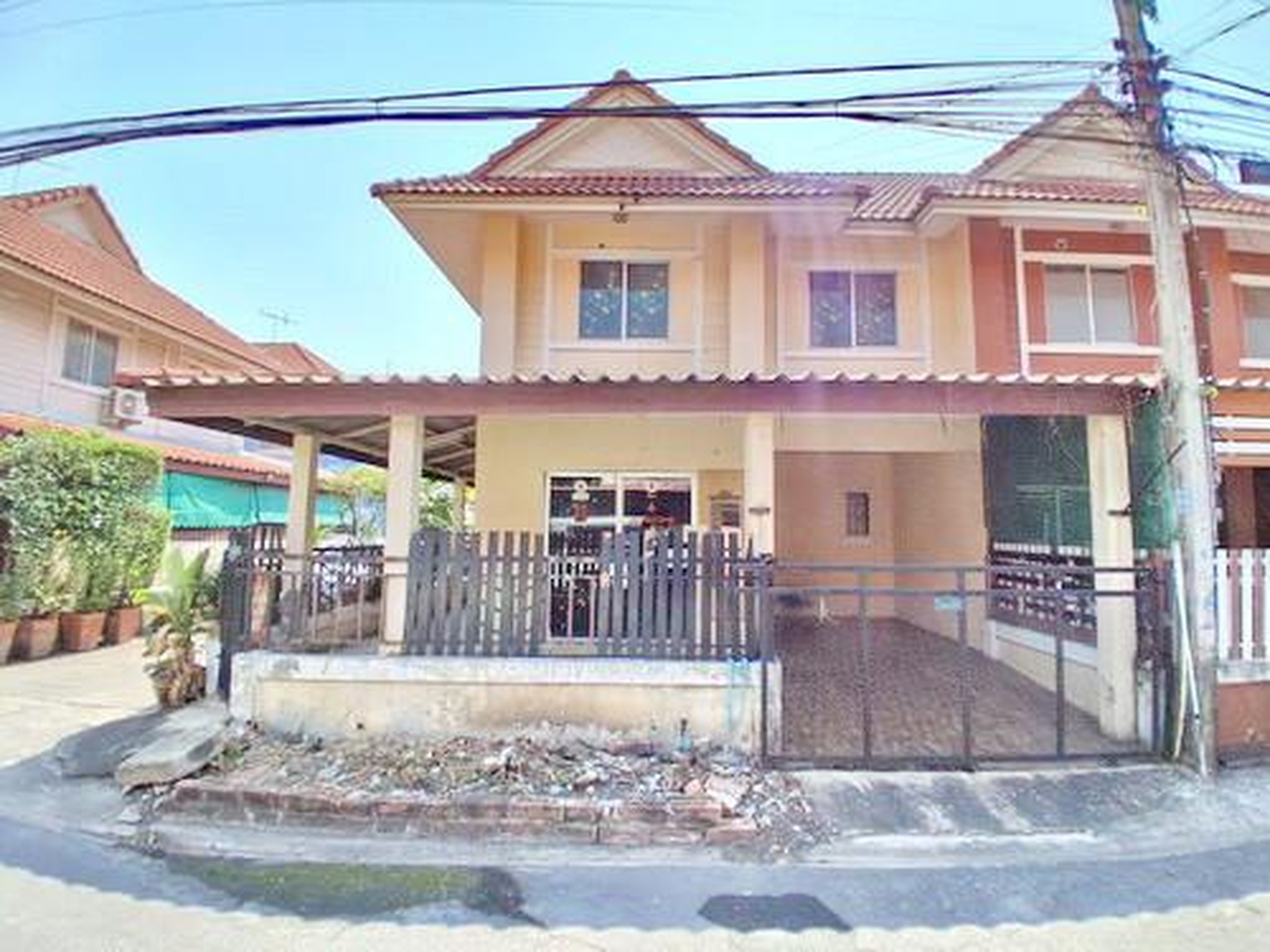 ทรัพย์สถาบันโดย GHB ทาวน์เฮาส์ บ้านพฤกษา ซี รังสิต-คลองสาม (Baan Pruksa C Rangsit-Klong 3)