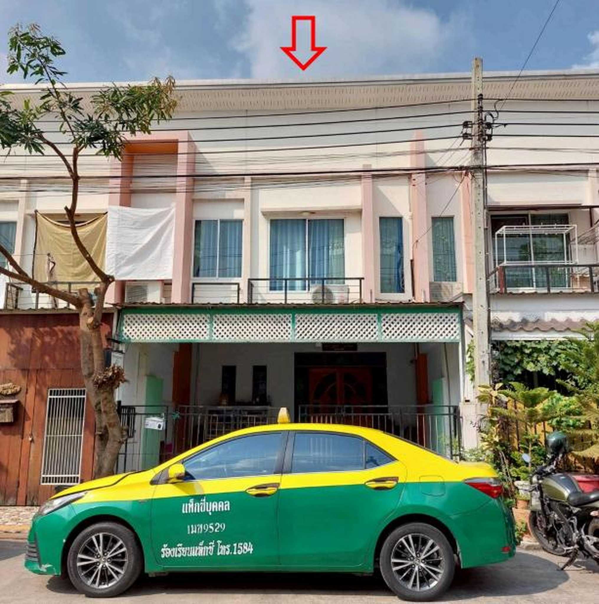 ทรัพย์สถาบันโดย GHB ทาวน์เฮาส์ อาร์เค พาร์ค วัชรพล-สายไหม (RK Park Watcharapol-Saimai)