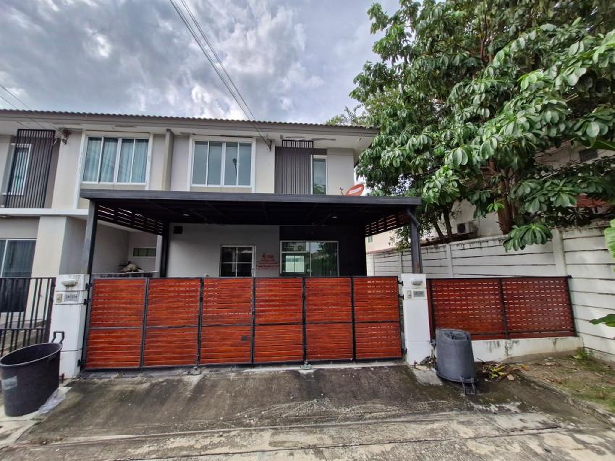 ทรัพย์สถาบันโดย GHB ทาวน์เฮาส์ พฤกษาวิลล์ 64 สายไหม (Pruksa Ville 64 Saimai)