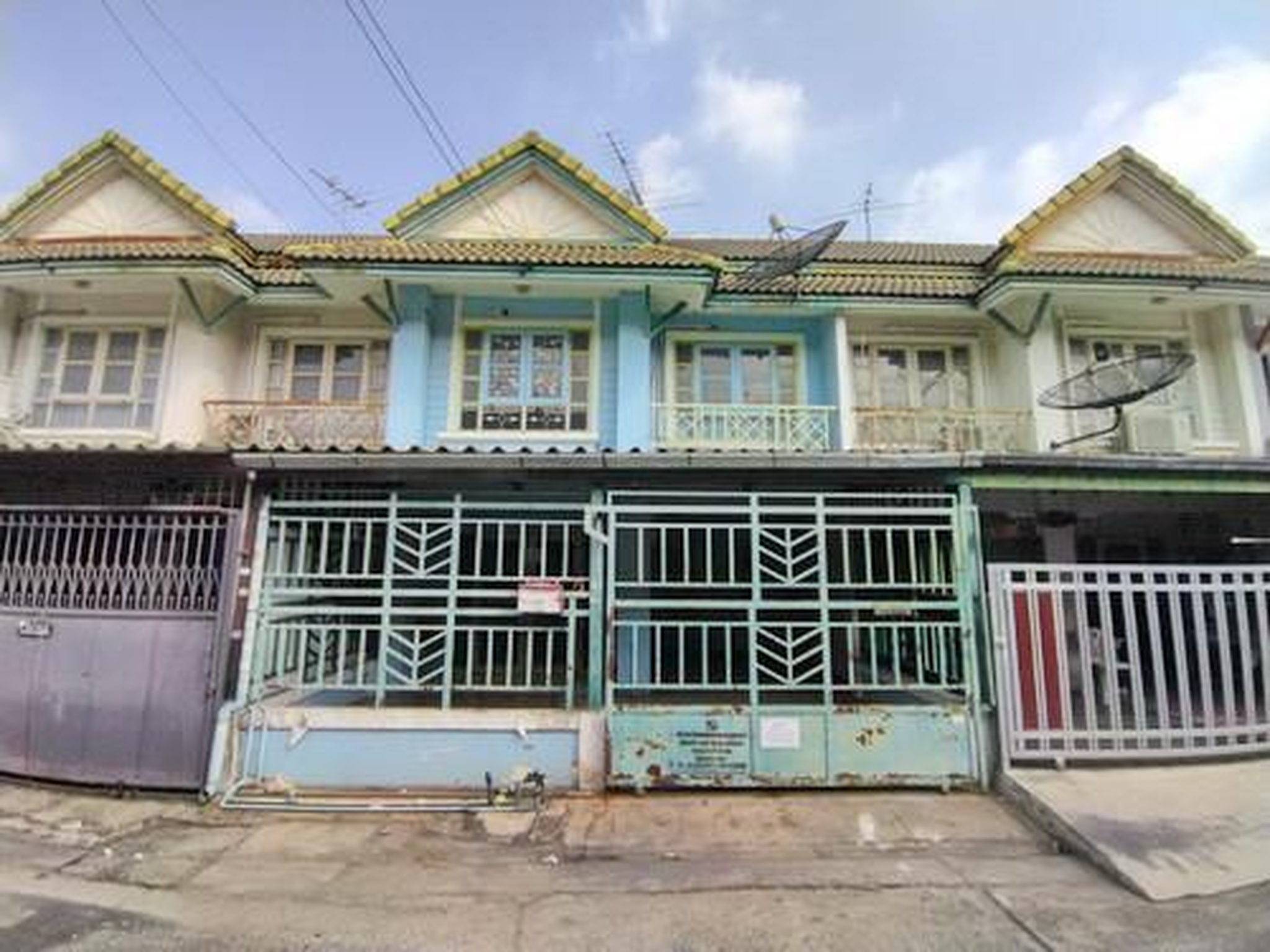 ทรัพย์สถาบันโดย GHB ทาวน์เฮาส์ บ้านพฤกษา 13 คลองสาม (Baan Pruksa 13 Klong Sam)