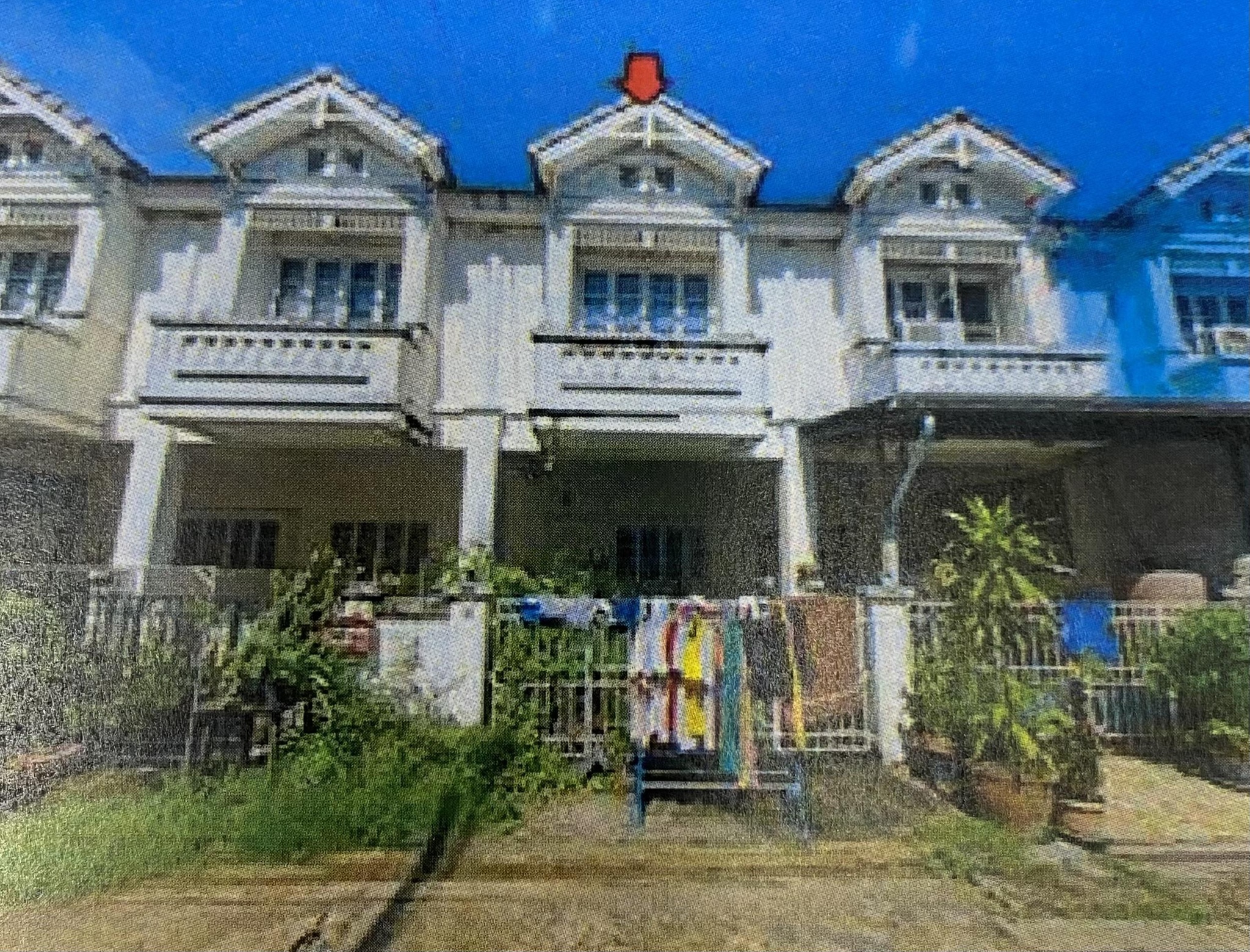 ทรัพย์สถาบันโดย GHB ทาวน์เฮาส์ ปิยะวรารมย์