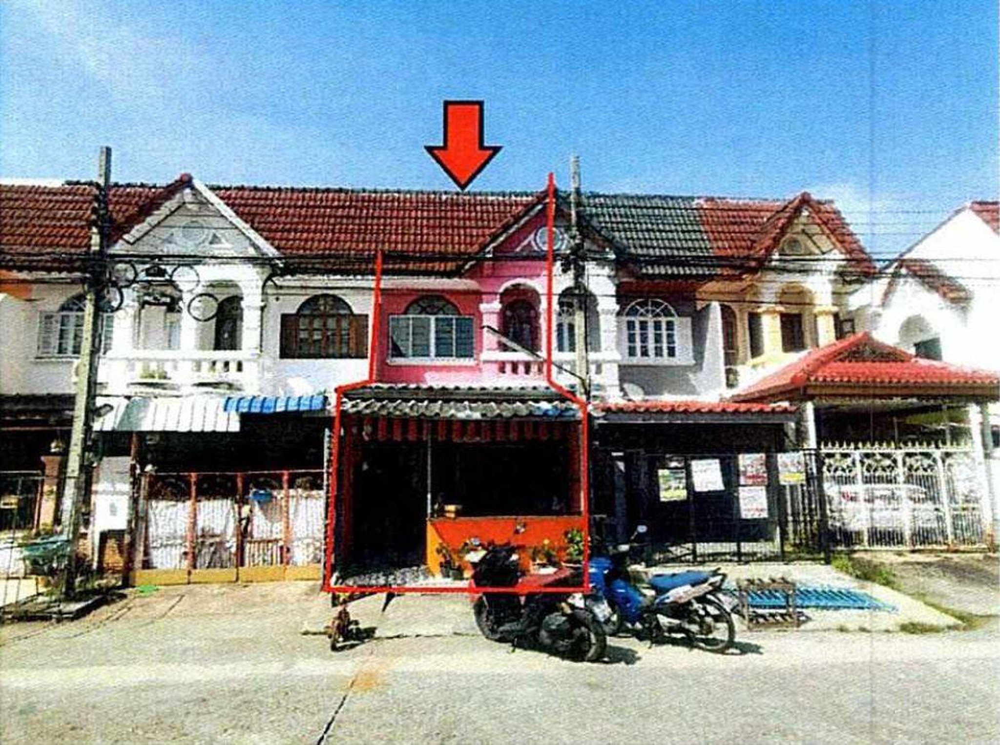 ทรัพย์สถาบันโดย GHB ทาวน์เฮาส์ เสนาวิลล่า 4
