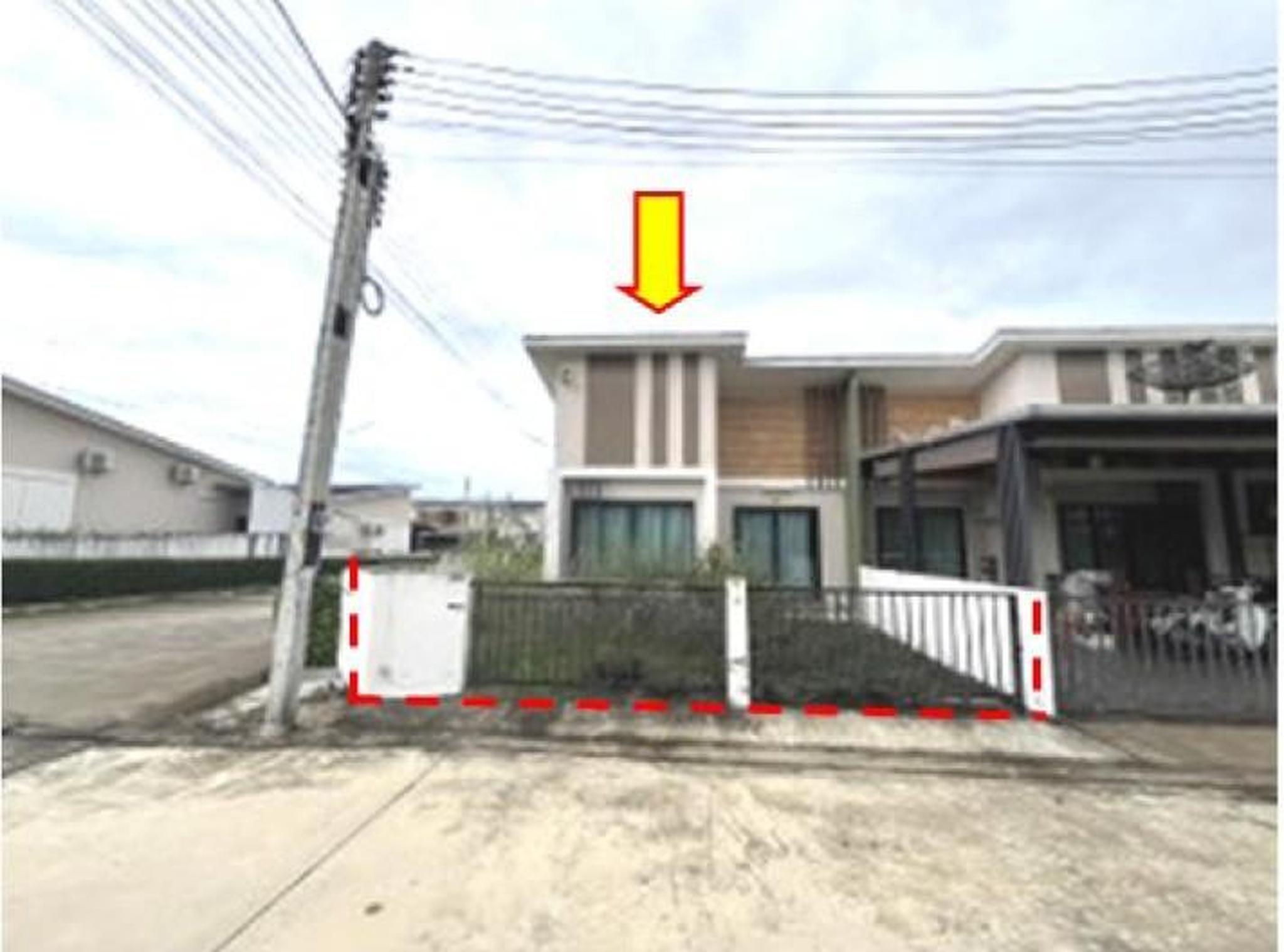 ทรัพย์สถาบันโดย GHB ทาวน์เฮาส์ เอสซี วิลเลจ นิคมพัฒนา (SC Village Nikhom Phatthana)