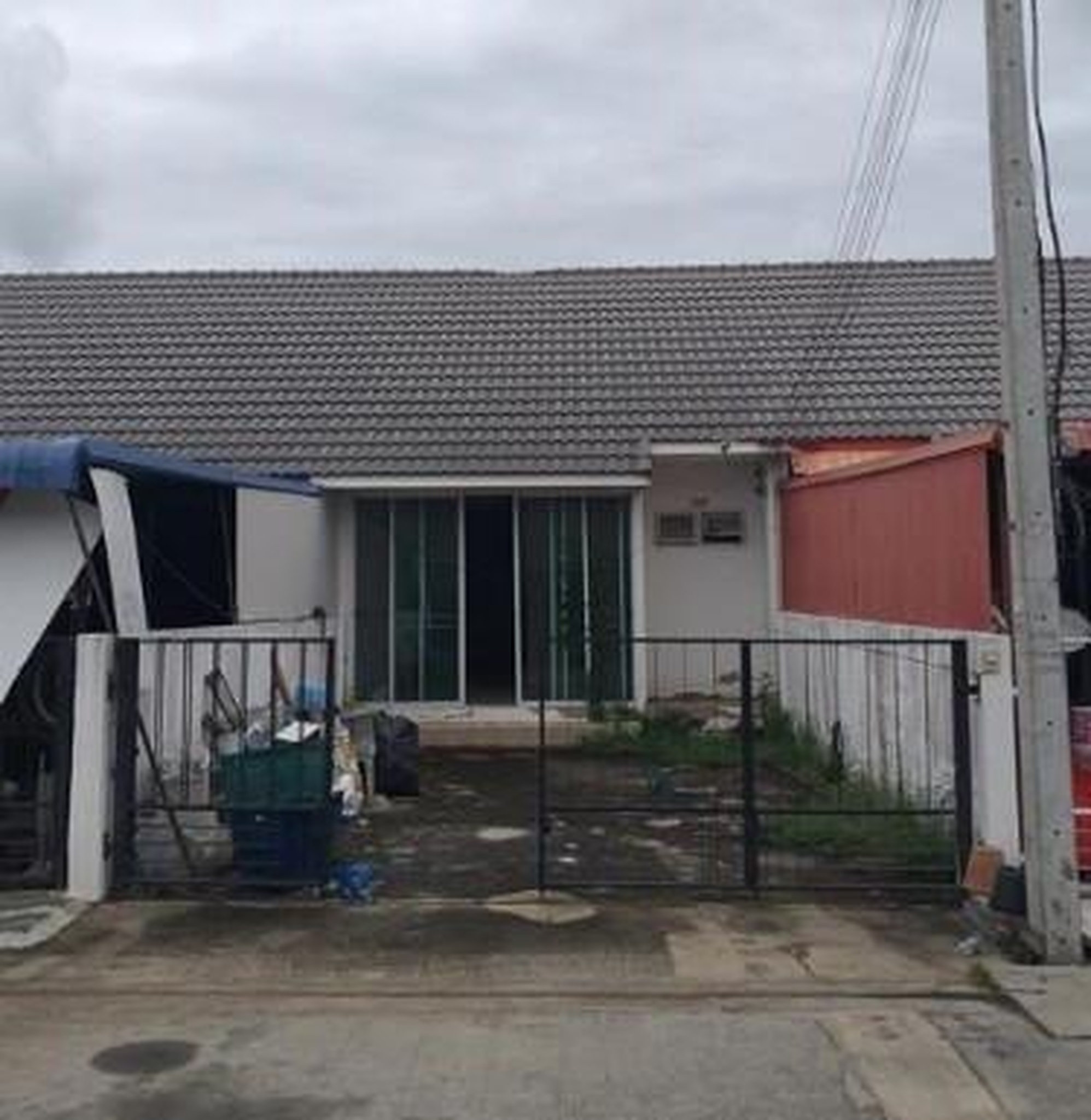 ทรัพย์สถาบันโดย GHB ทาวน์เฮาส์ ทัศนีย์ลาดหลุมแก้ว