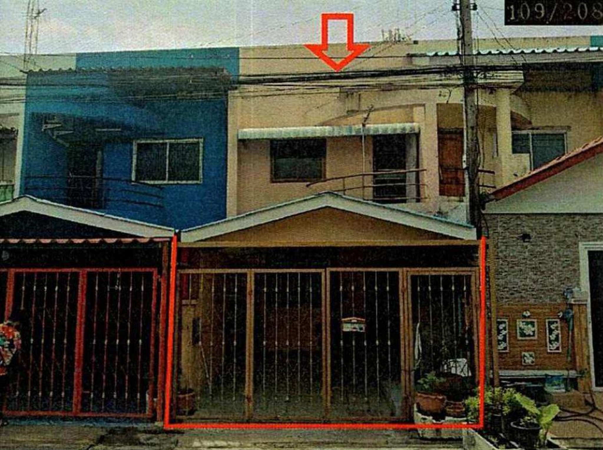 ทรัพย์สถาบันโดย GHB ทาวน์เฮาส์ ธันยพฤกษ์