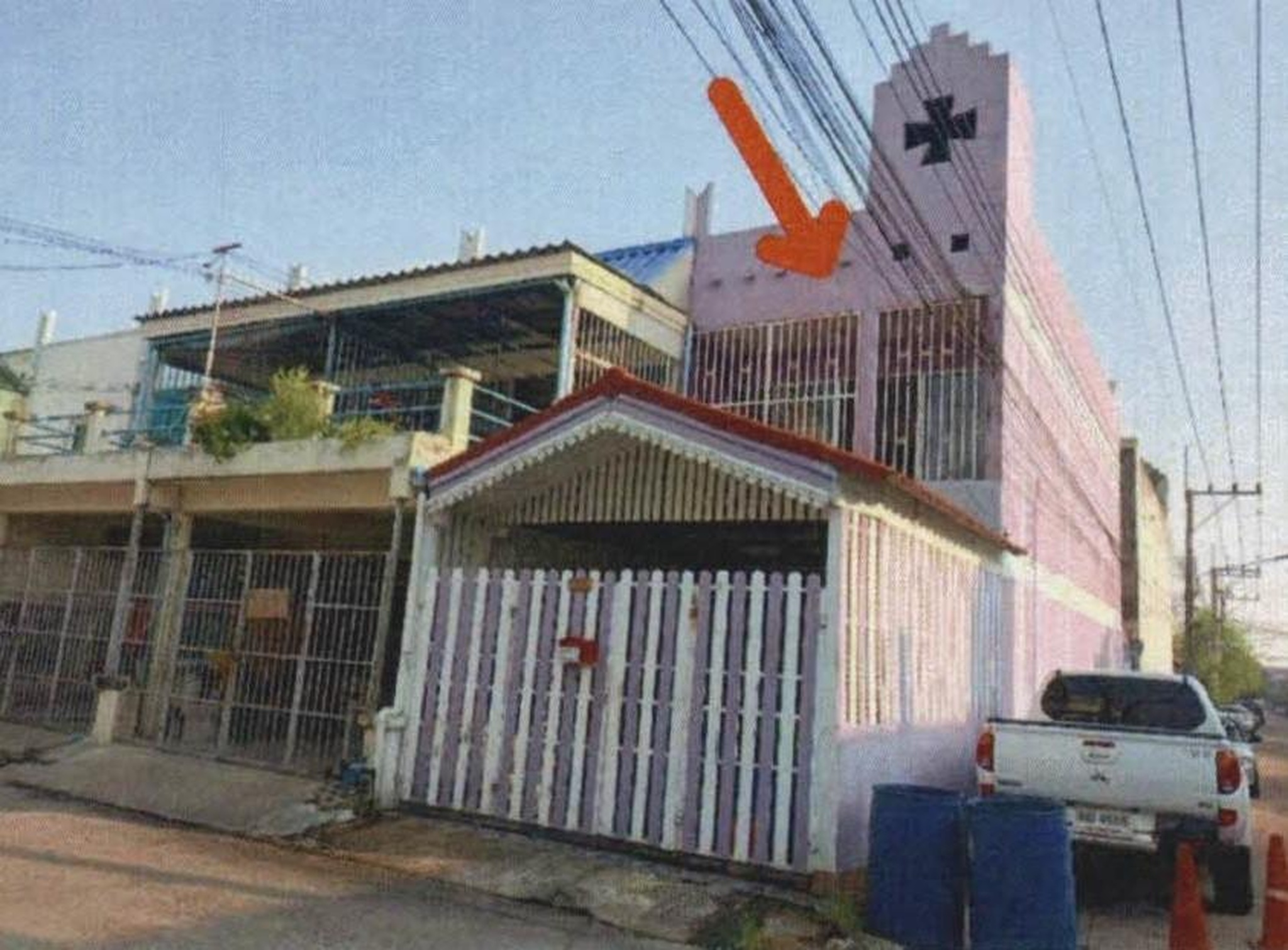 ทรัพย์สถาบันโดย GHB ทาวน์เฮาส์ เปรมปรีดิ์
