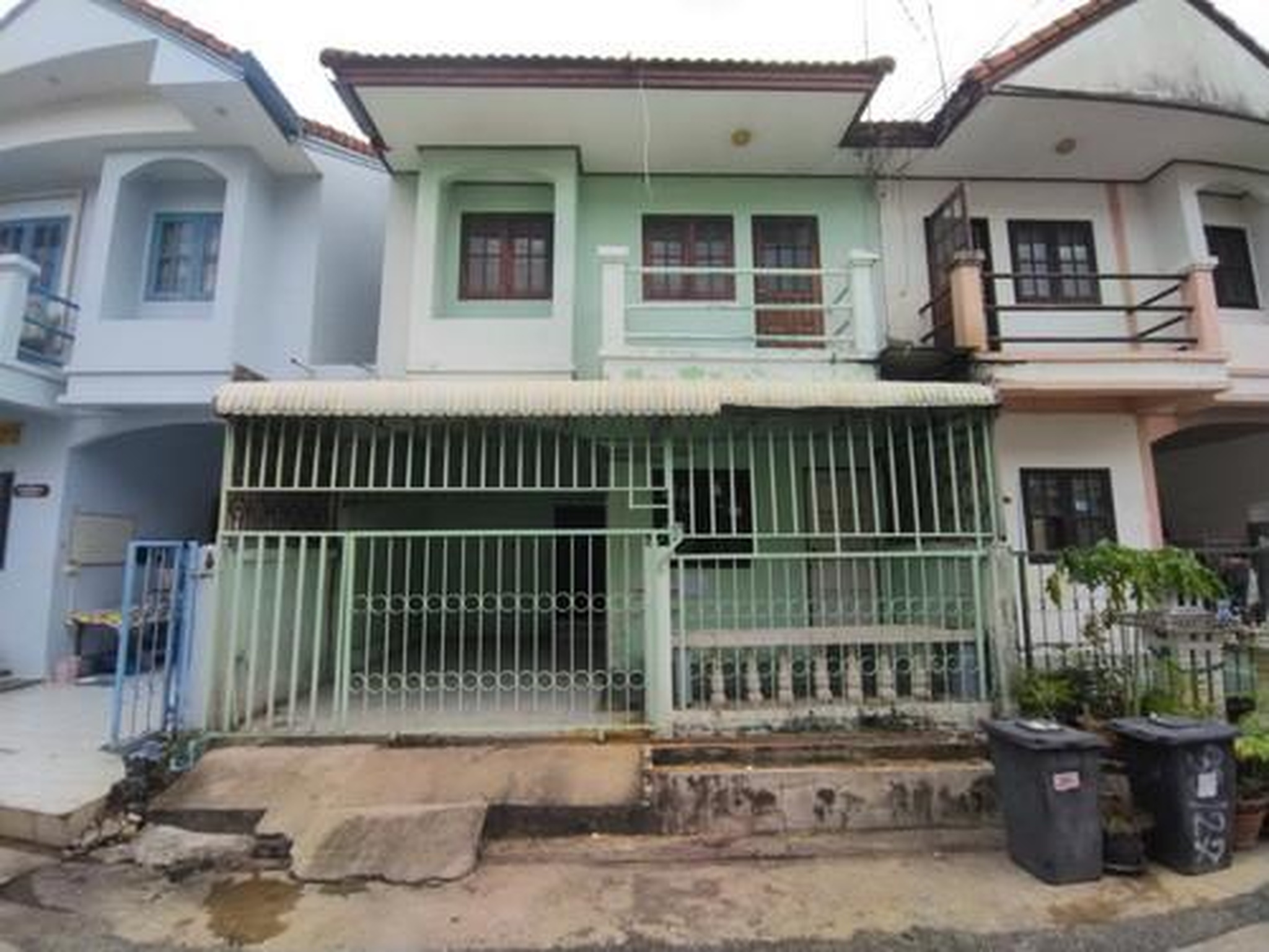 ทรัพย์สถาบันโดย GHB ทาวน์เฮาส์ พรรณนิภา 2