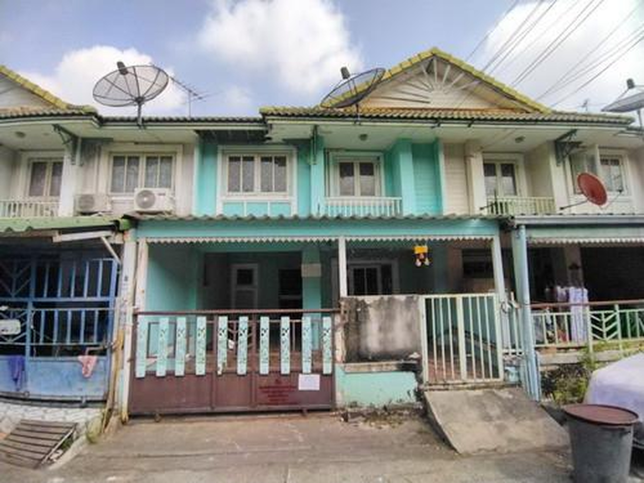 ทรัพย์สถาบันโดย GHB ทาวน์เฮาส์ บ้านพฤกษา 13 คลองสาม (Baan Pruksa 13 Klong Sam)