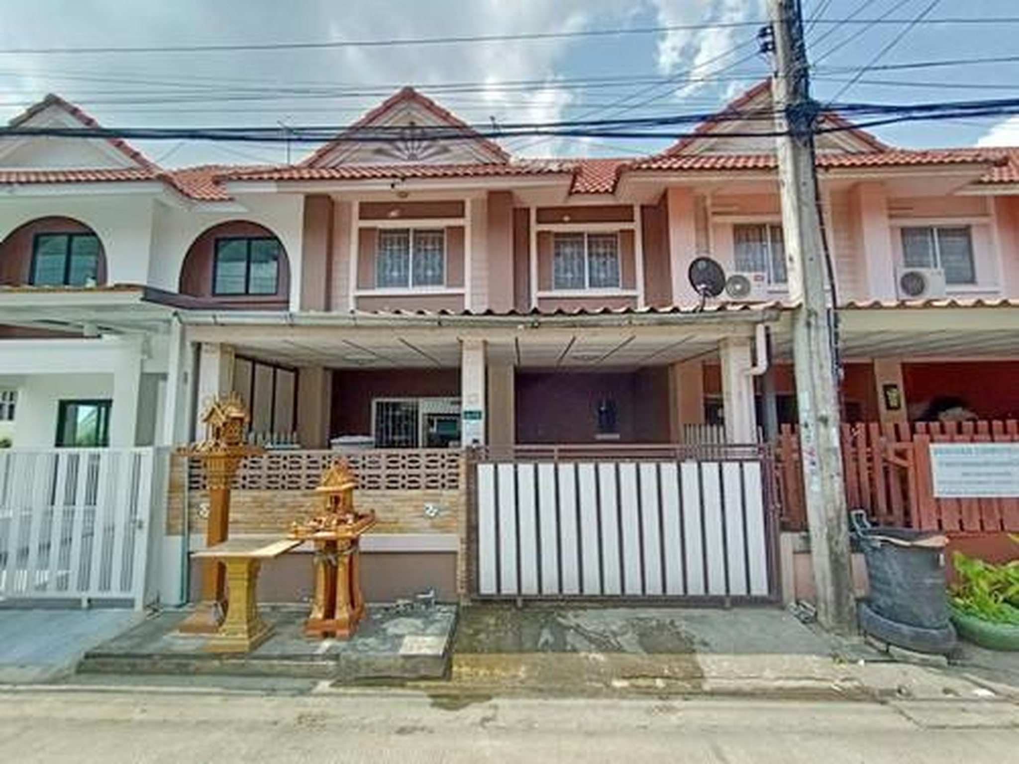ทรัพย์สถาบันโดย GHB ทาวน์เฮาส์ บ้านพฤกษา ซี รังสิต-คลองสาม (Baan Pruksa C Rangsit-Klong 3)