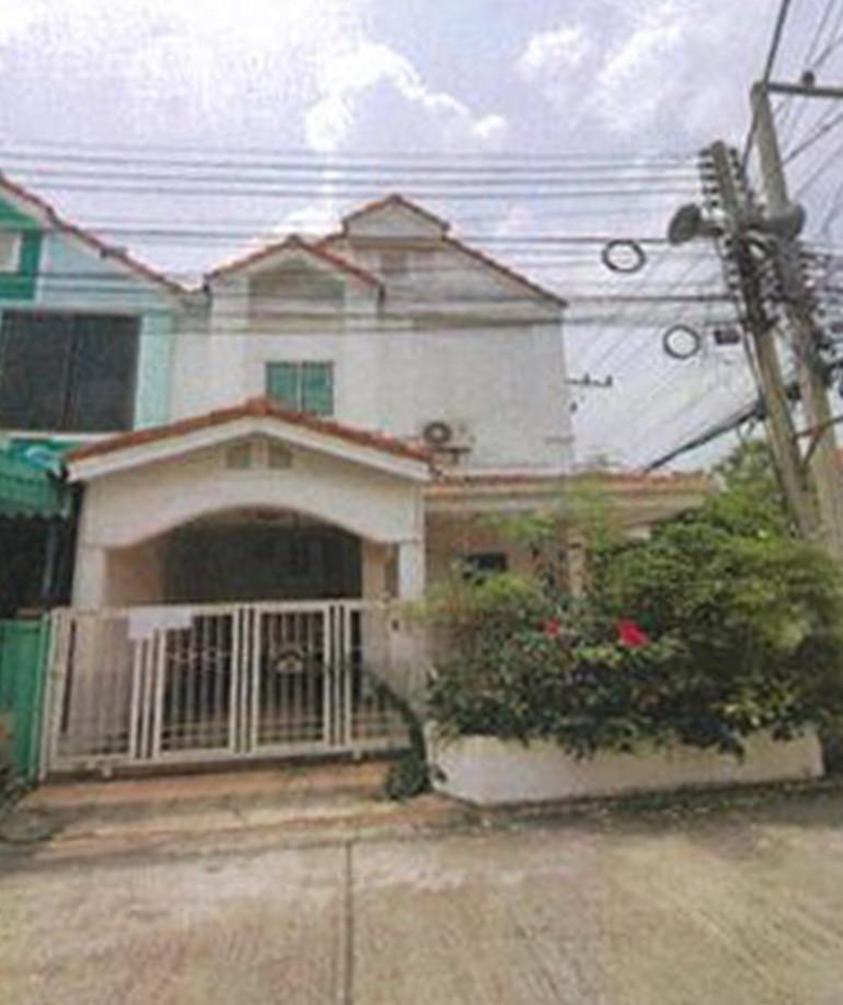 ทรัพย์สถาบันโดย GHB ทาวน์เฮาส์ บ้านวรารักษ์ รังสิต-คลองสาม (Baan Wararak Rangsit-Klong Sam)