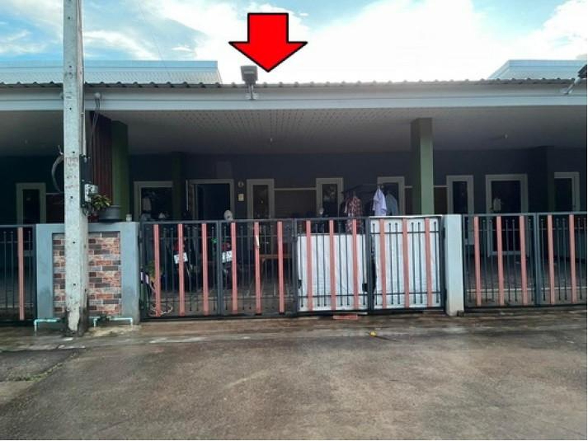 ทรัพย์สถาบันโดย GHB ทาวน์เฮาส์ มณีวรรณ