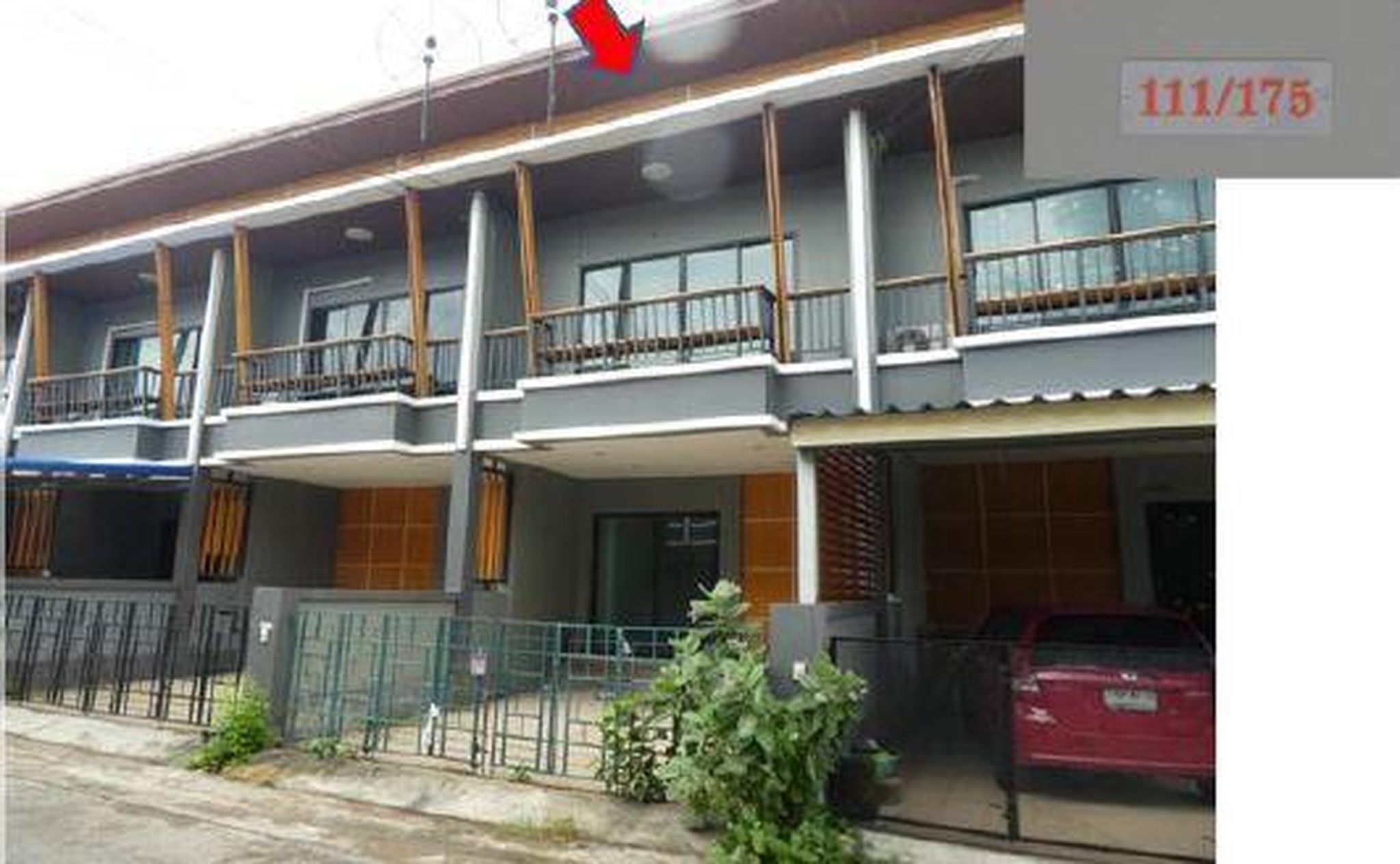 ทรัพย์สถาบันโดย GHB ทาวน์เฮาส์ ซอยม.สยามไอยรารีสอร์ต ถนนพานทอง-บ้านบึง(ทล.30)
