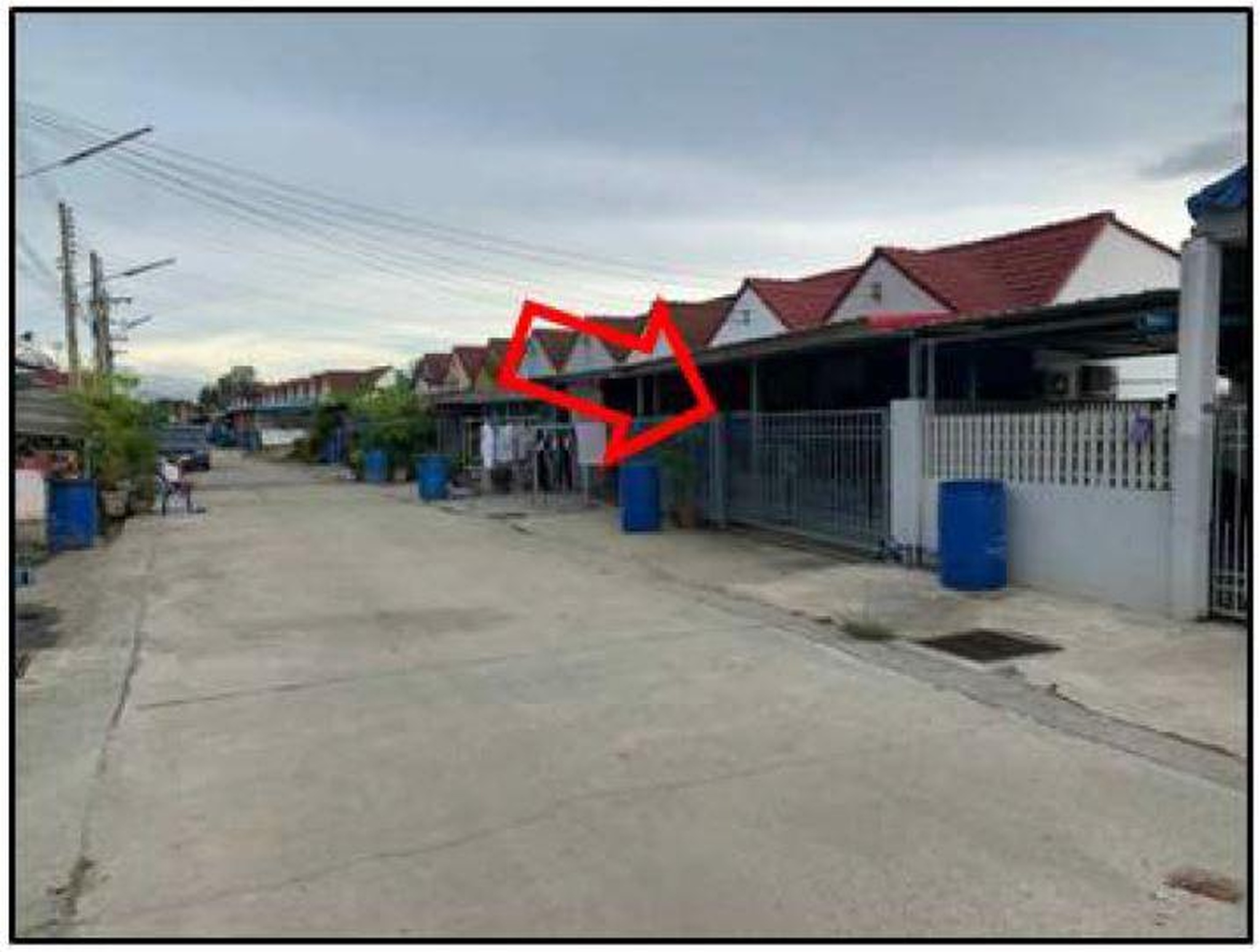 ทรัพย์สถาบันโดย GHB ทาวน์เฮาส์ ฐิติรัตน์