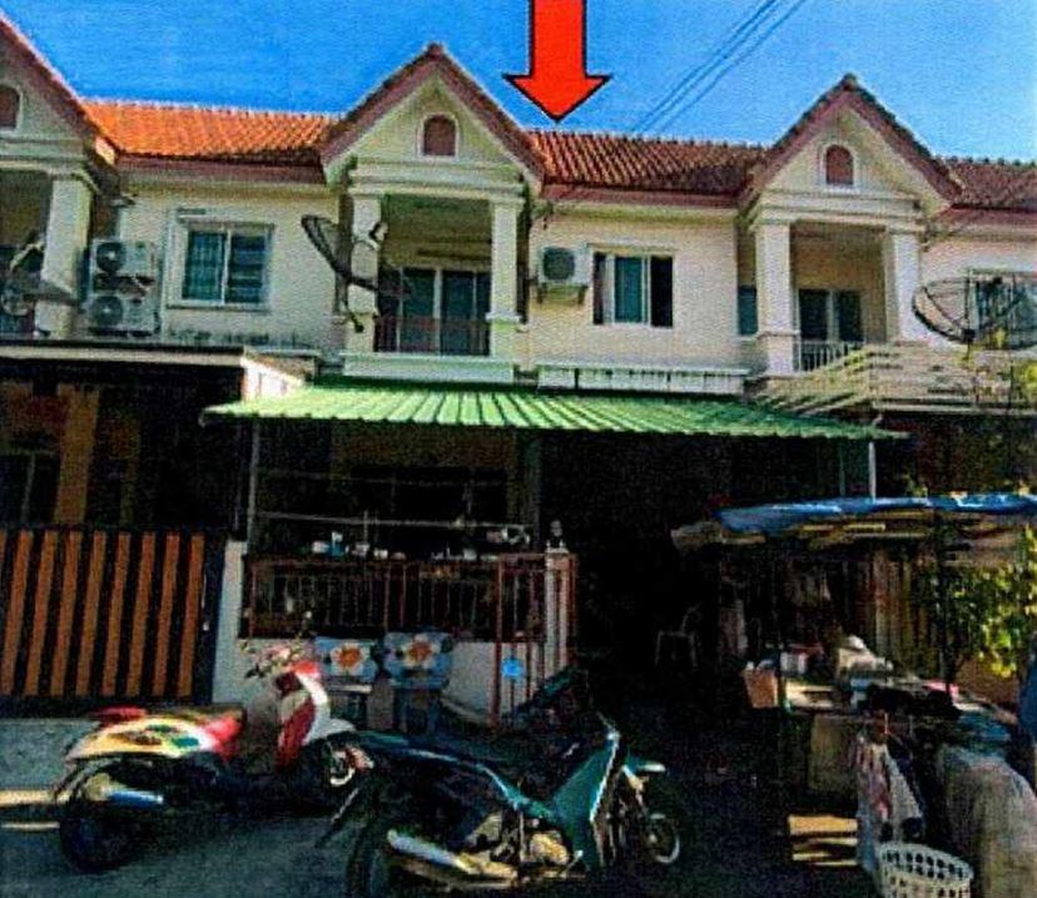 ทรัพย์สถาบันโดย GHB ทาวน์เฮาส์ หมู่บ้านสยามนิเวศน์ 2 (Siam Nivet Village 2)