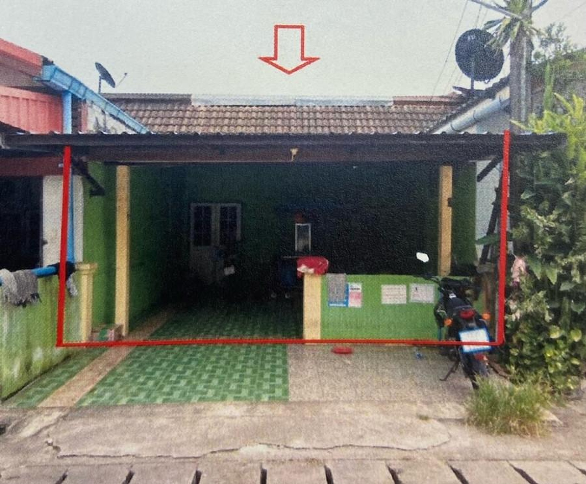 ทรัพย์สถาบันโดย GHB ทาวน์เฮาส์ สันทัด