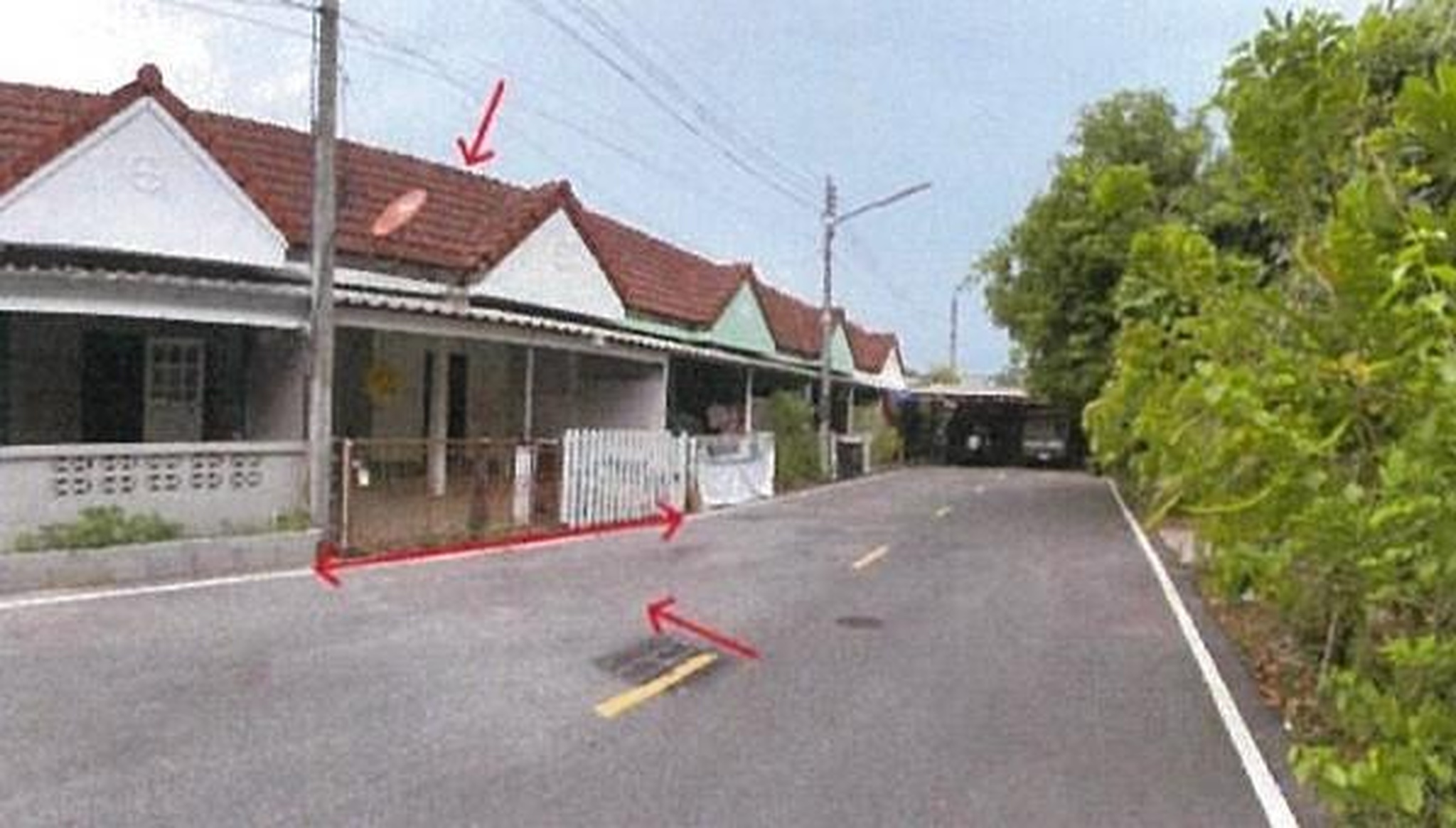 ทรัพย์สถาบันโดย GHB ทาวน์เฮาส์ บ้านสวนริมเมือง