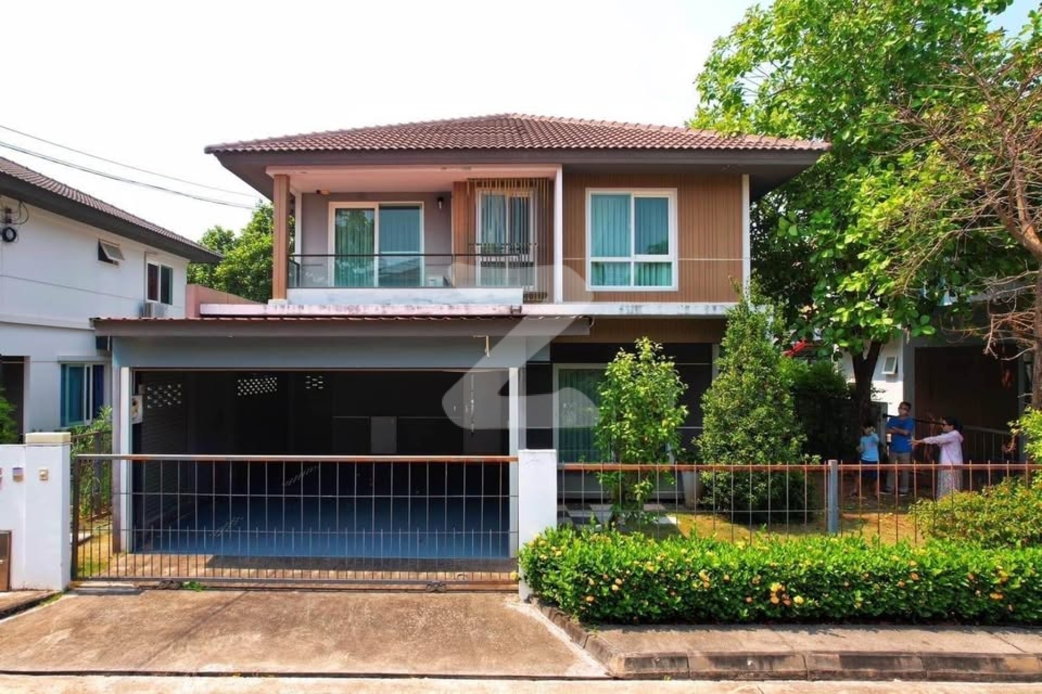 🔥บ้านเดี่ยวพร้อมอยู่ สภาพดีมาก (เจ้าของขายเอง) บรรยากาศดี มีคลับเฮาส์ สระว่ายน้ำฟิตเนส เดินทางสะดวก ใกล้เมือง ใกล้โรงเรียนนานาชาติ : เจ้าของขายเอง (งดรับนายหน้า)