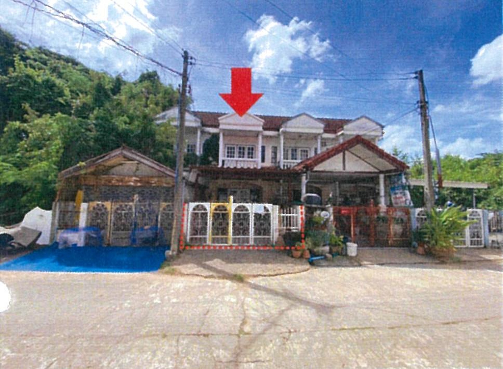 ทรัพย์สถาบันโดย GHB ทาวน์เฮาส์ รุ่งอรุณ