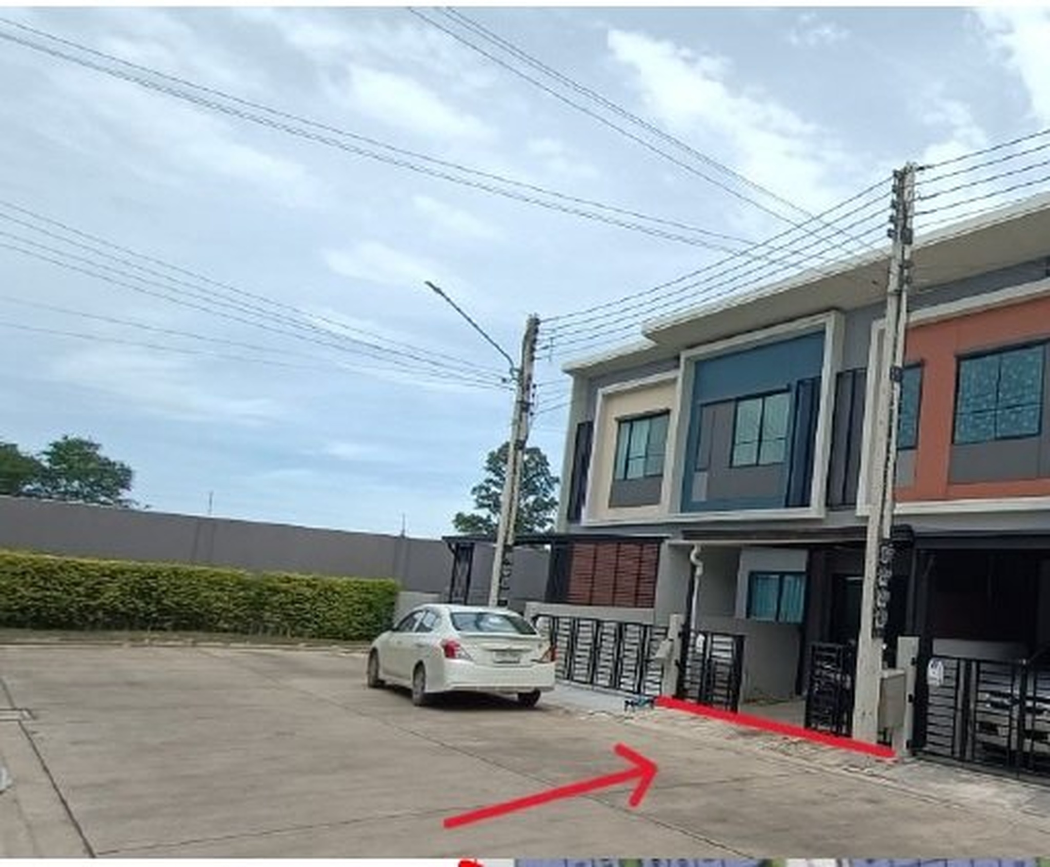 ทรัพย์สถาบันโดย SCB ทาวน์เฮาส์ สิริ เพลส เพชรเกษม-สาย 4 (Siri Place Phetkasem-Sai 4)