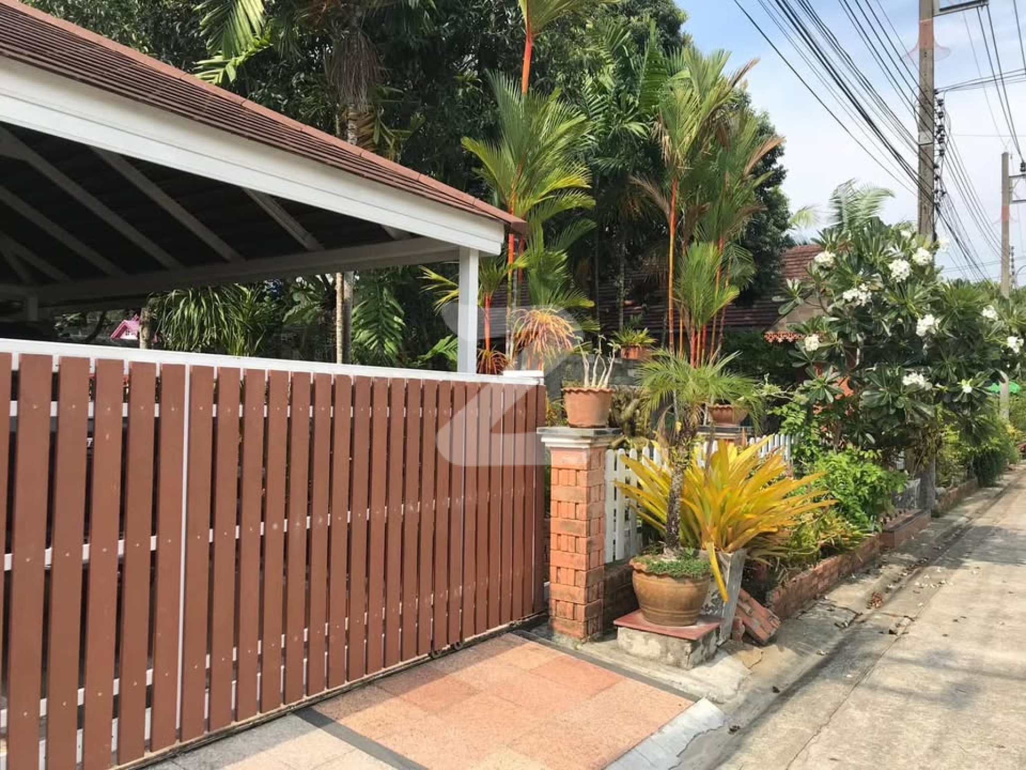 🏡ขายบ้านพร้อมที่ดินในภูเก็ต  พร้อมเข้าอยู่  (เจ้าของขายเองค่ะ) หมู่บ้านภูเก็ตเจริญสุข ท่าเรือเนื้อที่ 140 ตารางวา     : เจ้าของขายเอง (งดรับนายหน้า)