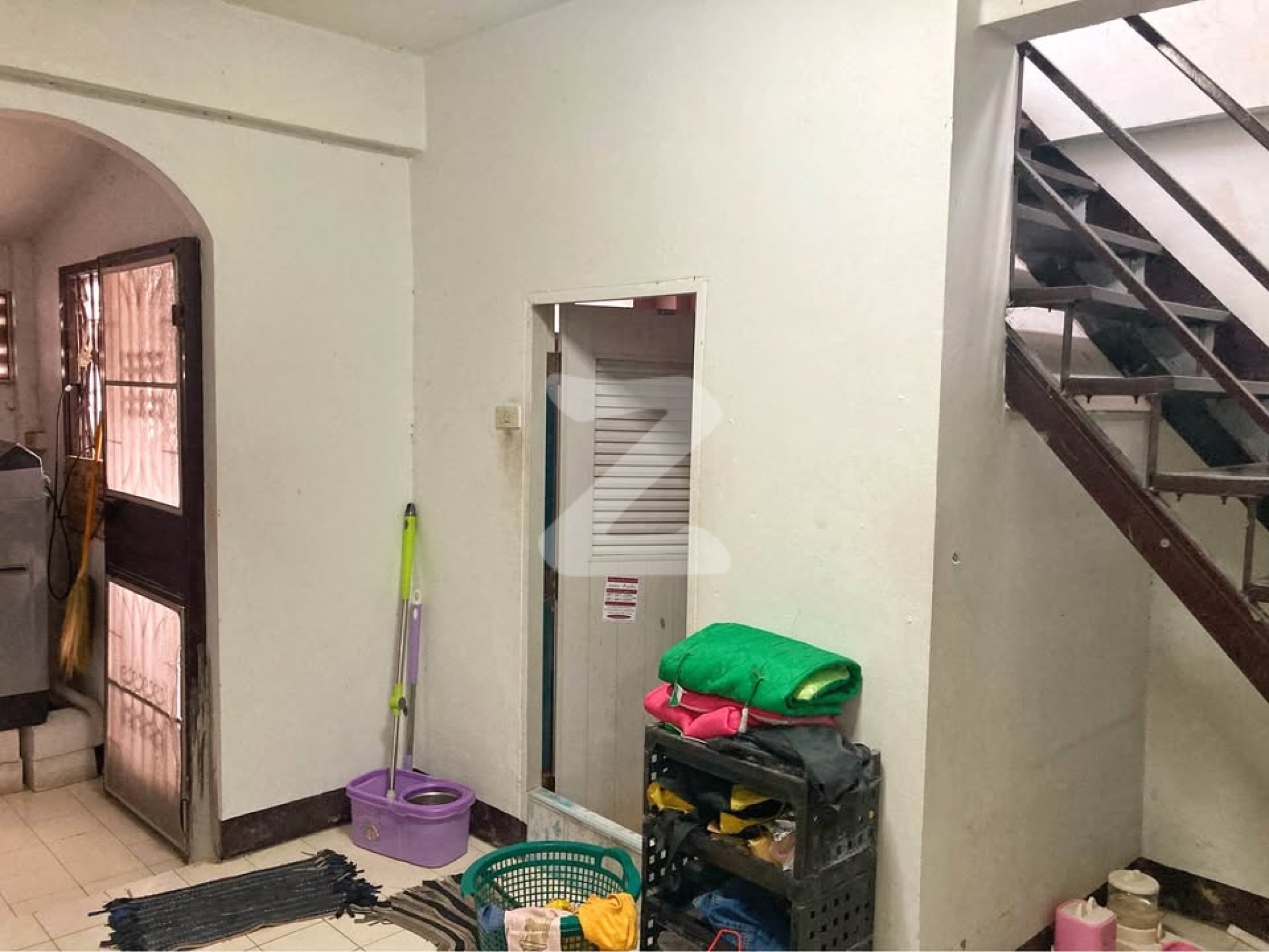🏠🏠 ขายบ้าน หมู่บ้านเกาะสมุทร #สมุทรสาคร 🏘️ ทาวน์เฮาส์ 23 ตารางวา 🏘️ มี 2 ห้องนอน 1 ห้องน้ำ 1 ที่จอดรถ : เจ้าของขายเอง (งดรับนายหน้า)