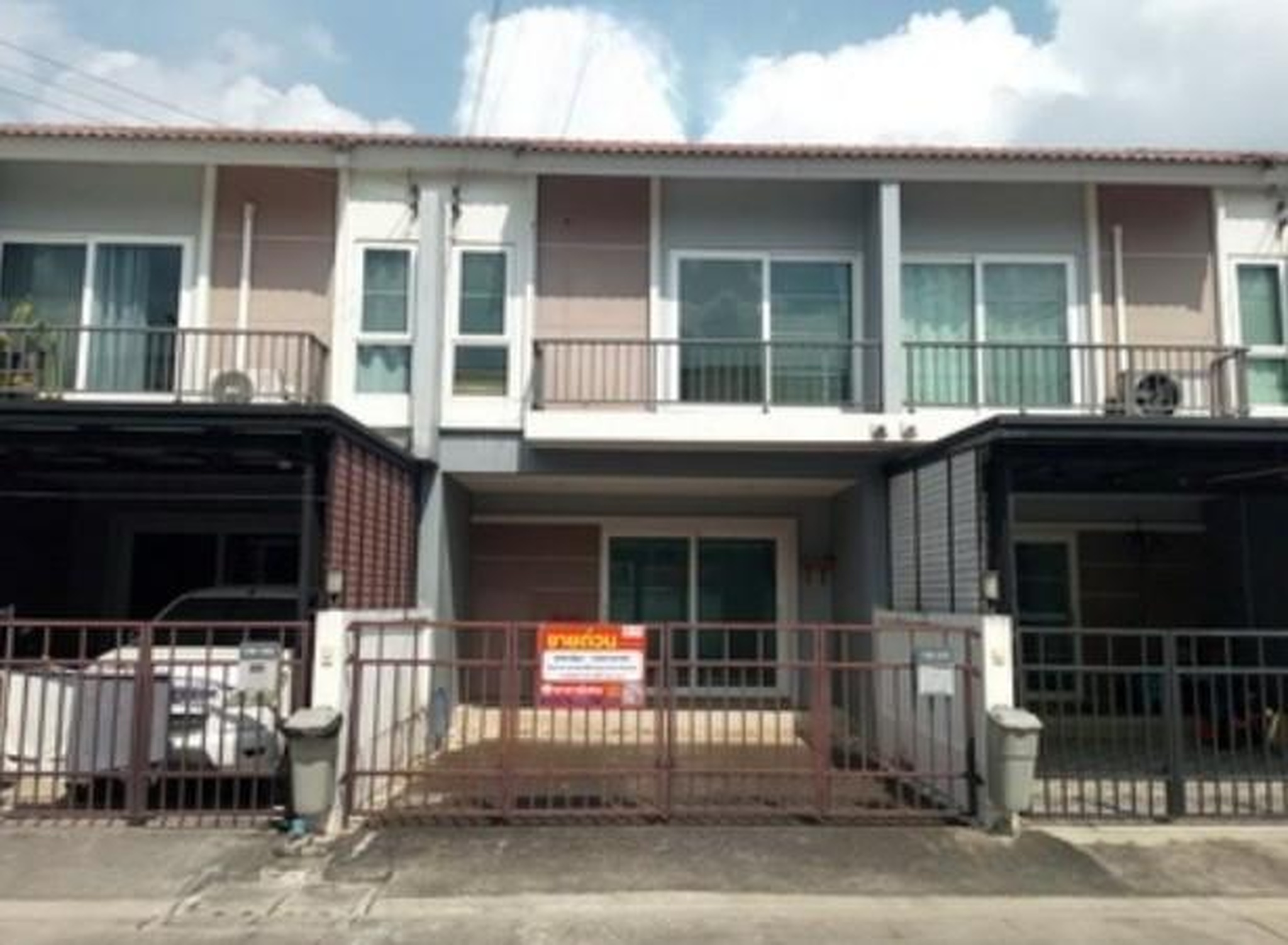 ทรัพย์สถาบันโดย GHB ทาวน์เฮาส์ ศุภาลัย พรีโม่ กาญจนาฯ-ชัยพฤกษ์ (Supalai Primo Kanchana-Chaiyapruek)