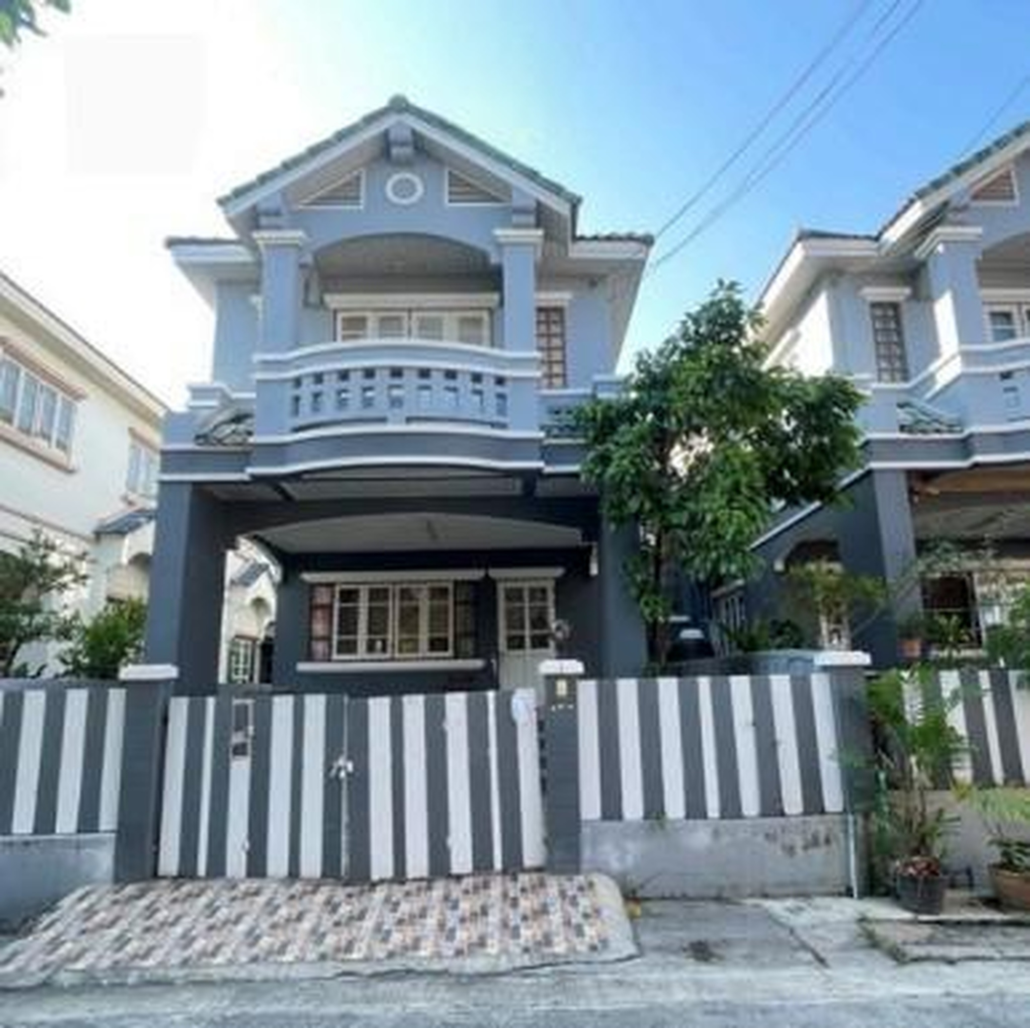 ทรัพย์สถาบันโดย GHB บ้านแฝด นันทนาการ์เด้น เทพารักษ์ (Nantana Garden Thepharak)