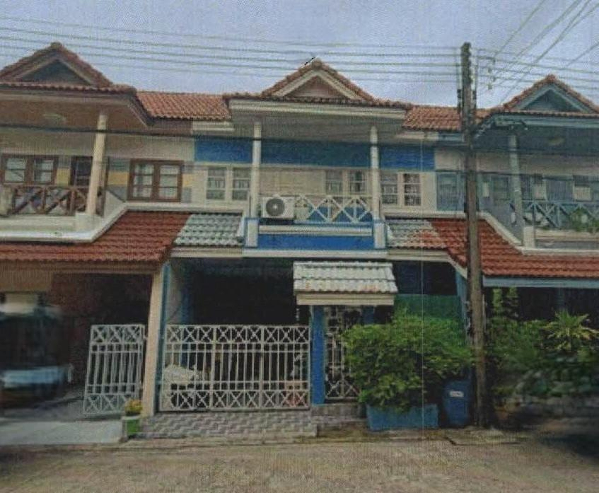 ทรัพย์สถาบันโดย GHB ทาวน์เฮาส์ วรางกูล