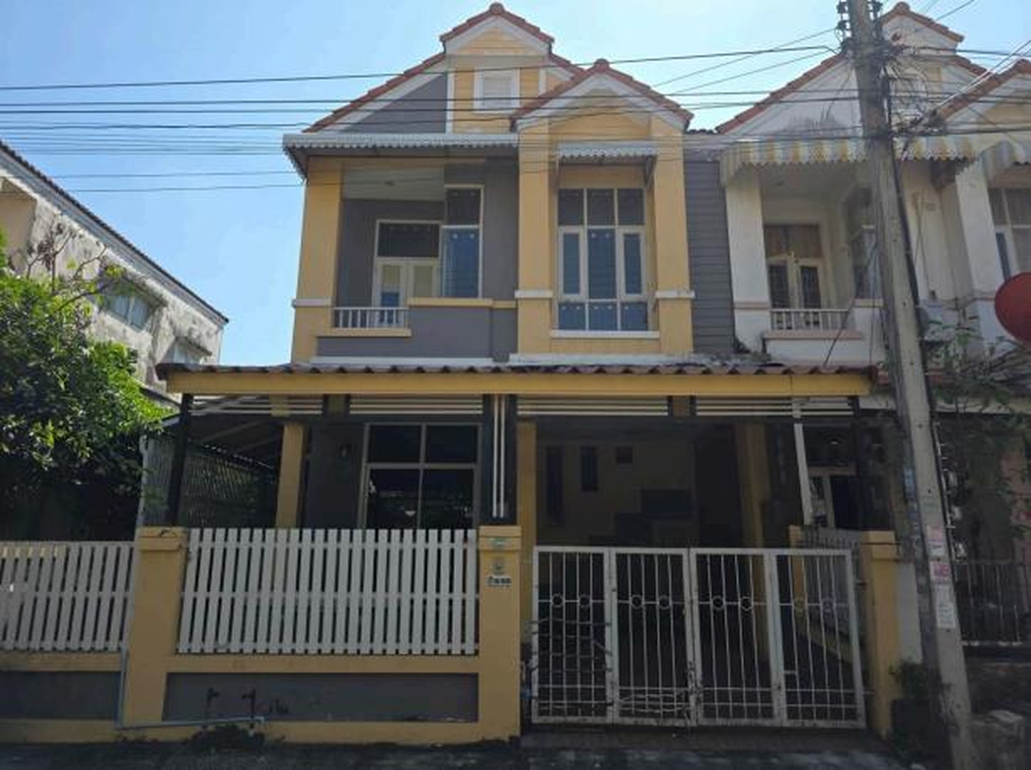 ทรัพย์สถาบันโดย GHB ทาวน์เฮาส์ บ้านวรารักษ์ รังสิต-คลองสาม (Baan Wararak Rangsit-Klong Sam)