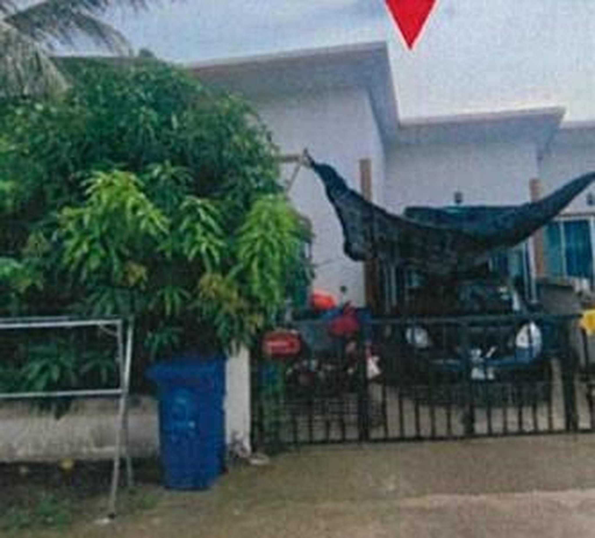 ทรัพย์สถาบันโดย GHB ทาวน์เฮาส์ นิสาสิริ