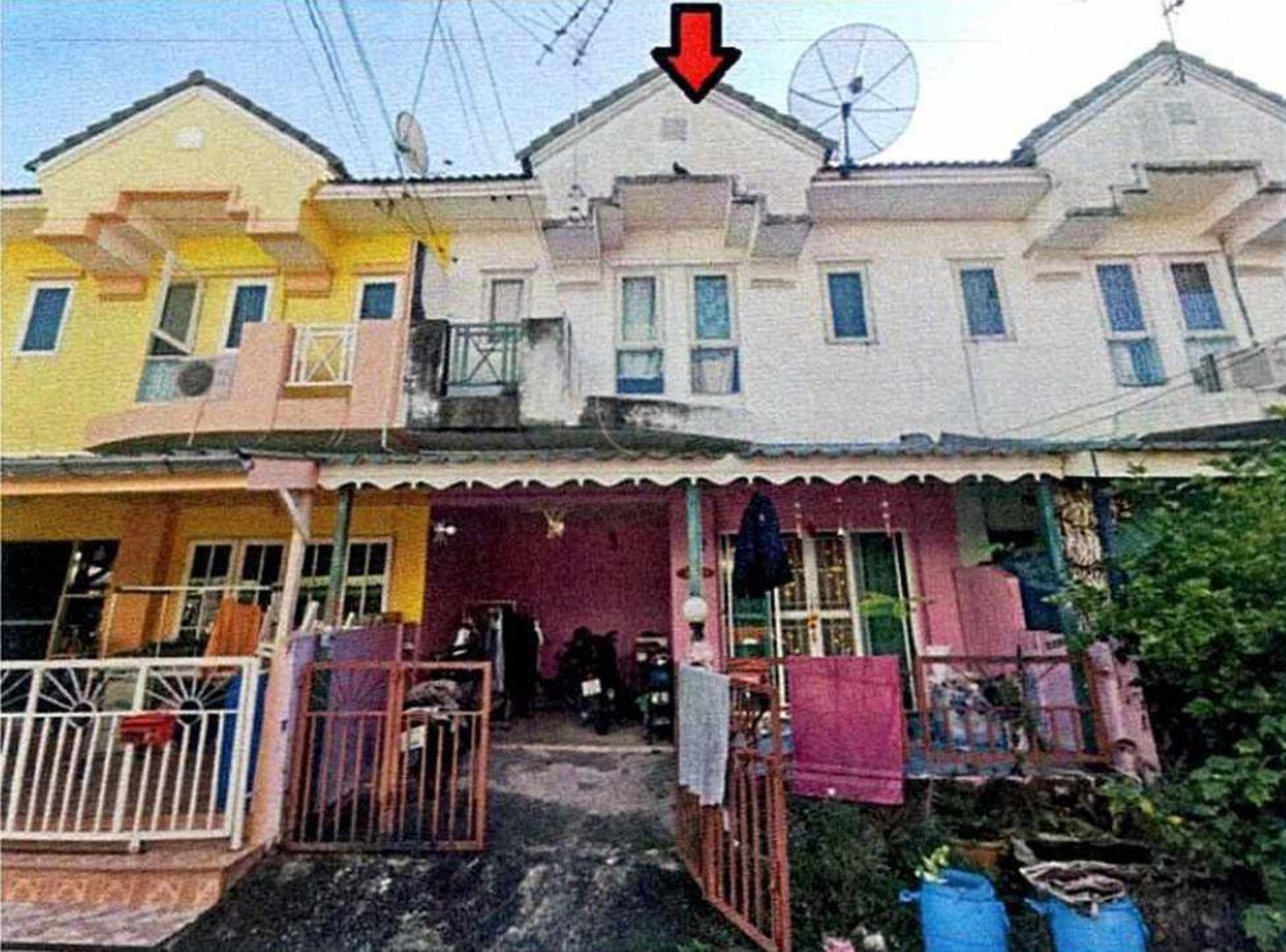 ทรัพย์สถาบันโดย GHB ทาวน์เฮาส์ ลัลลี่ วิลล์ ศรีนครินทร์-เทพารักษ์ (Lally Ville Srinakarin-Teparak)